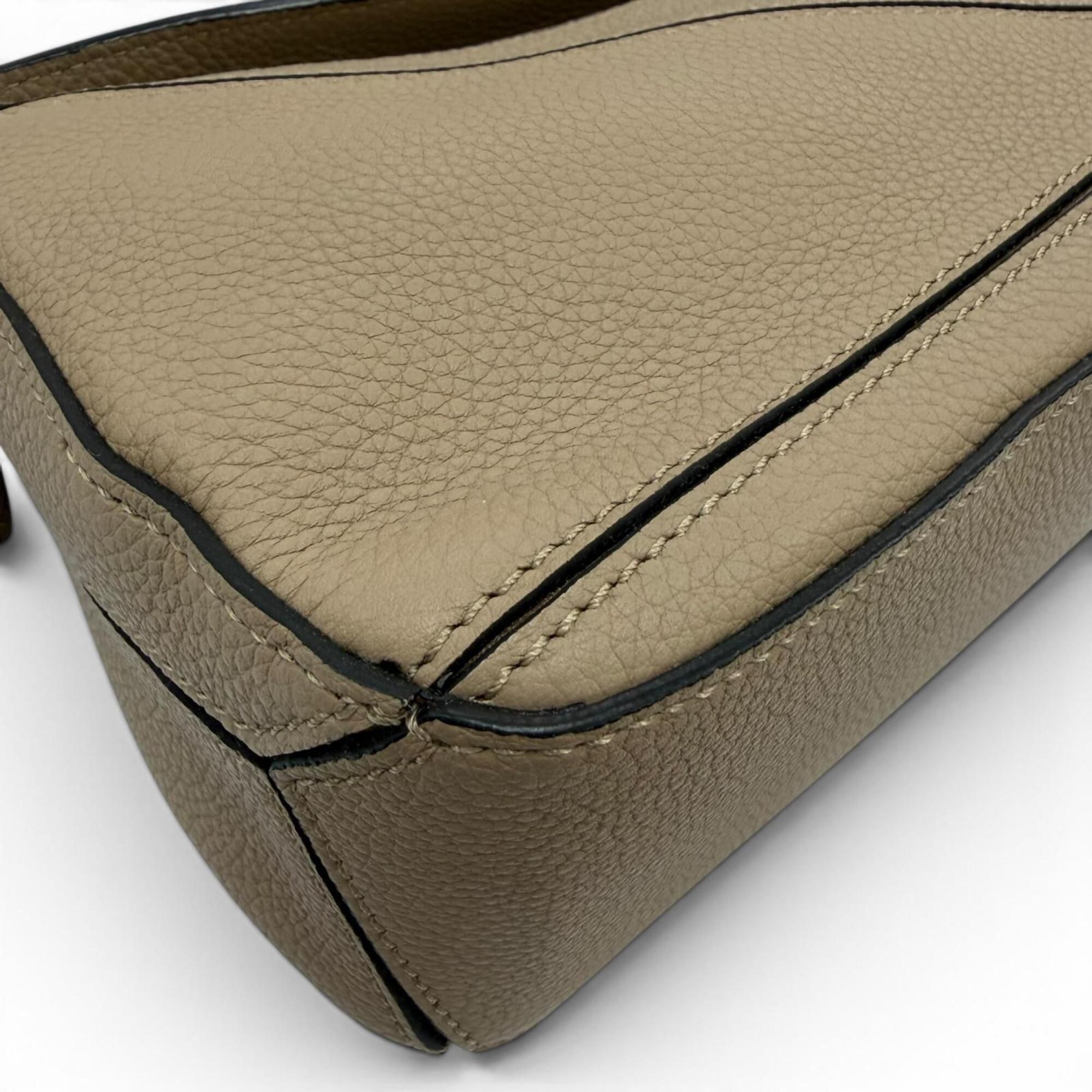 Leather Handbag Shoulder Bag (Pre-Owned) - Loewe - Modalova