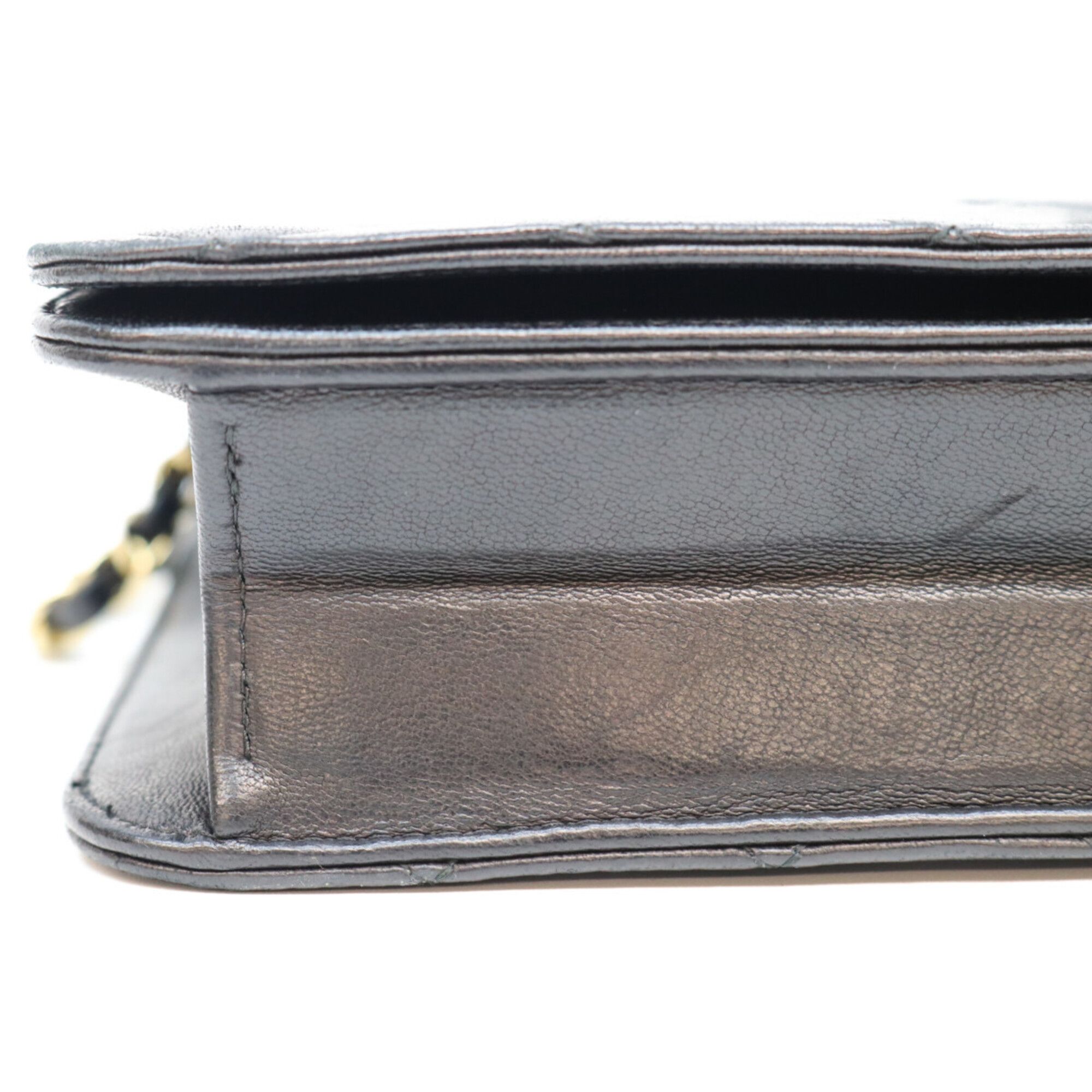 Leather Shoulder Bag (Pre-Owned) - Chanel - Modalova