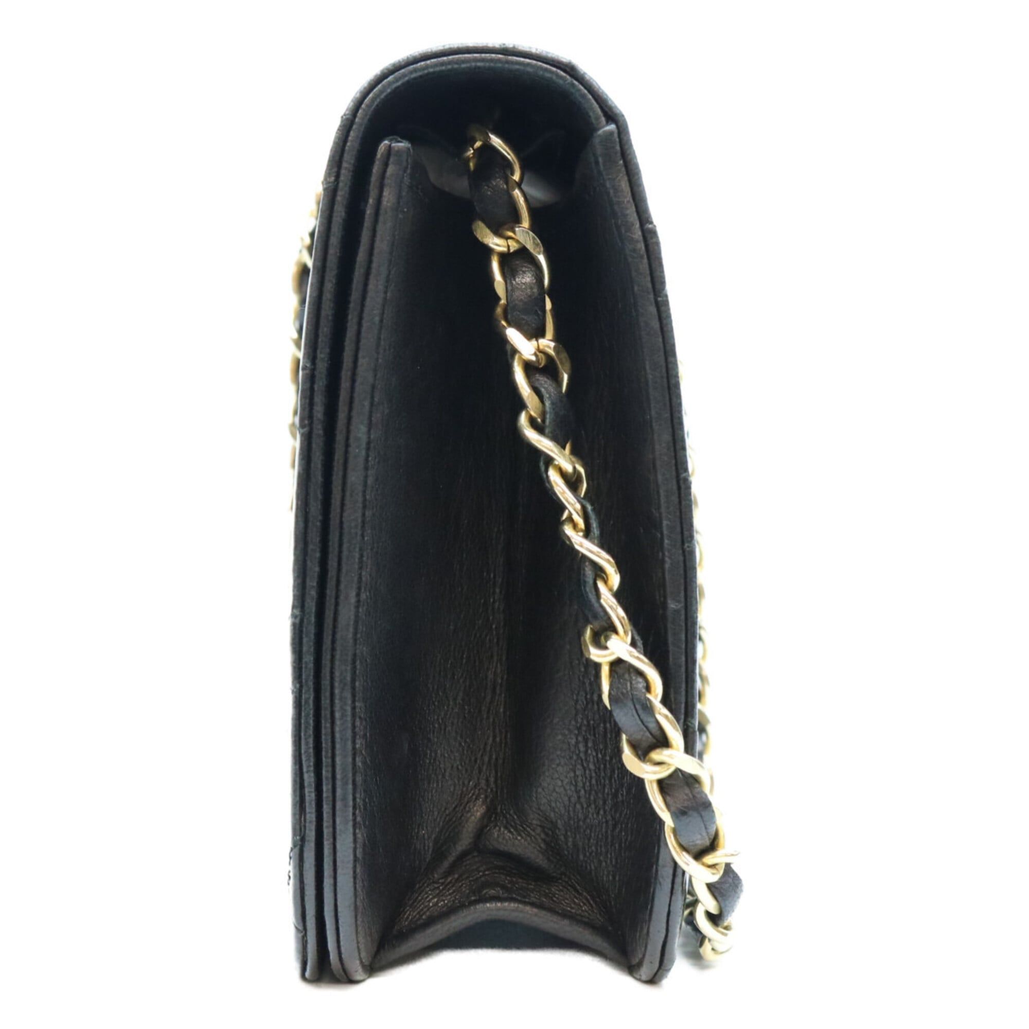 Leather Shoulder Bag (Pre-Owned) - Chanel - Modalova