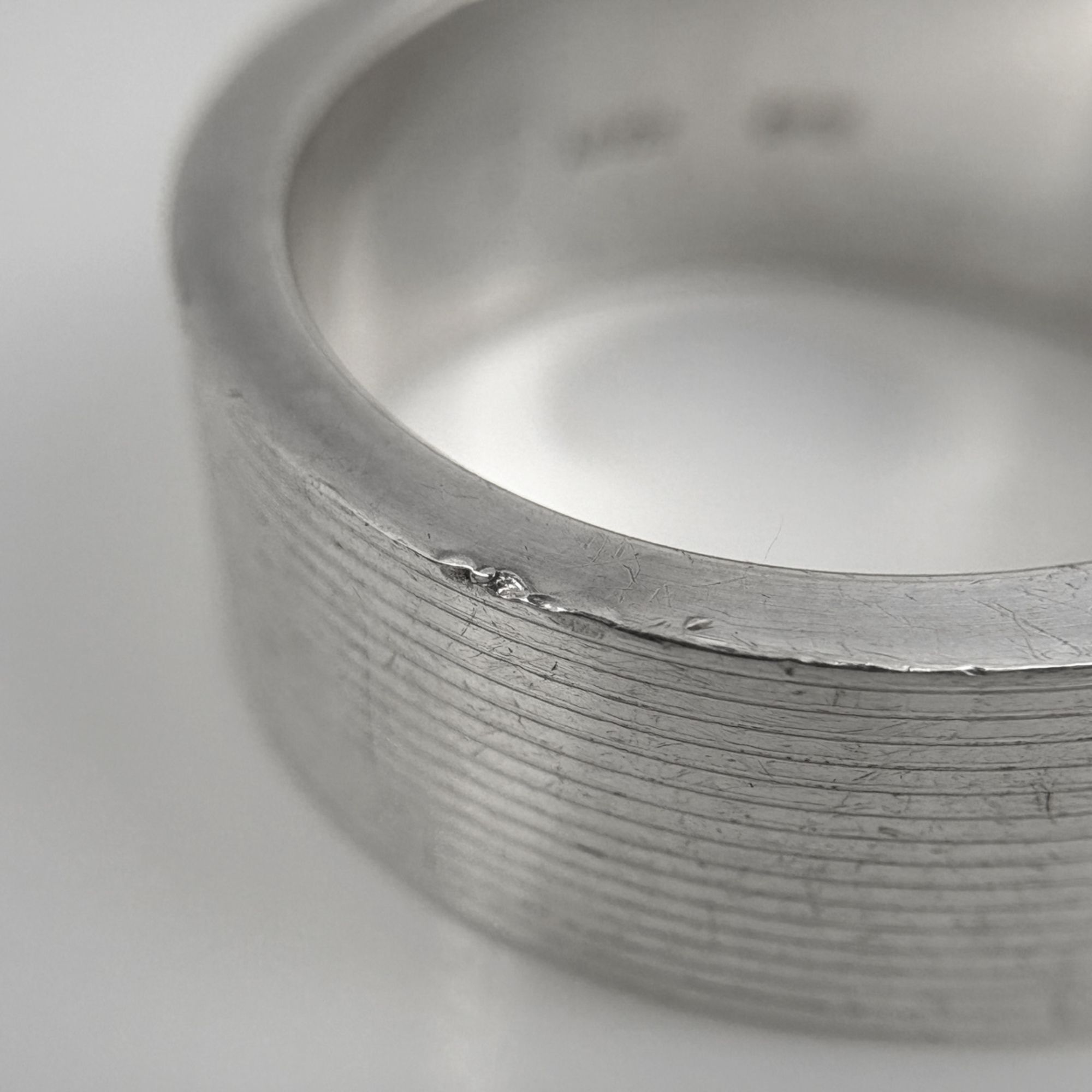 Band Ring (Pre-Owned) - Gucci - Modalova
