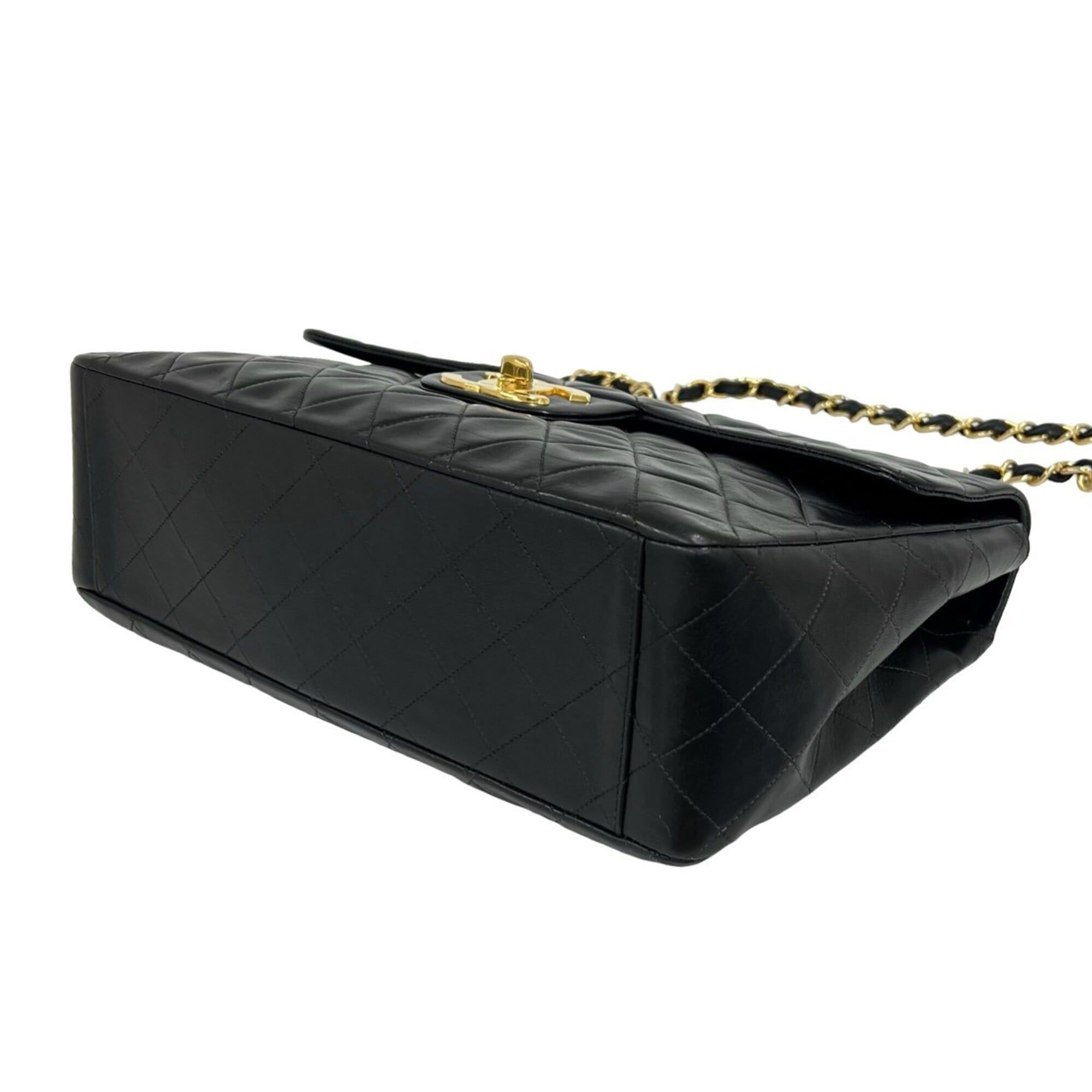 Leather Shoulder Bag (Pre-Owned) - Chanel - Modalova