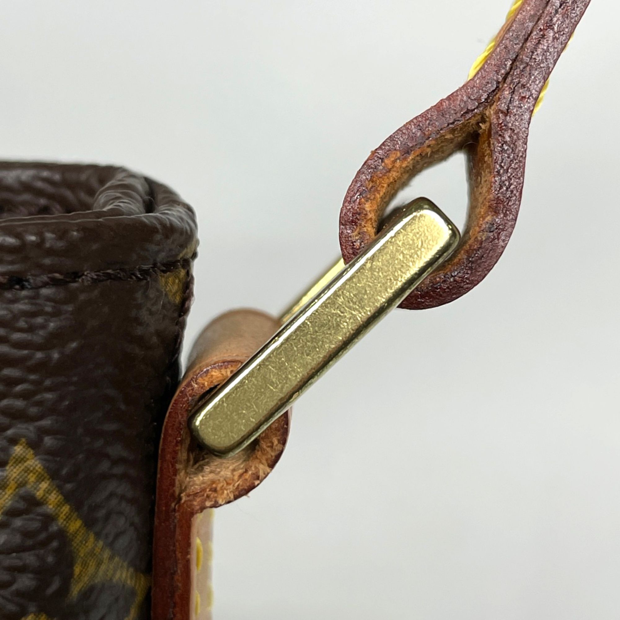 Pochette Shoulder Bag (Pre-Owned) - Louis Vuitton - Modalova