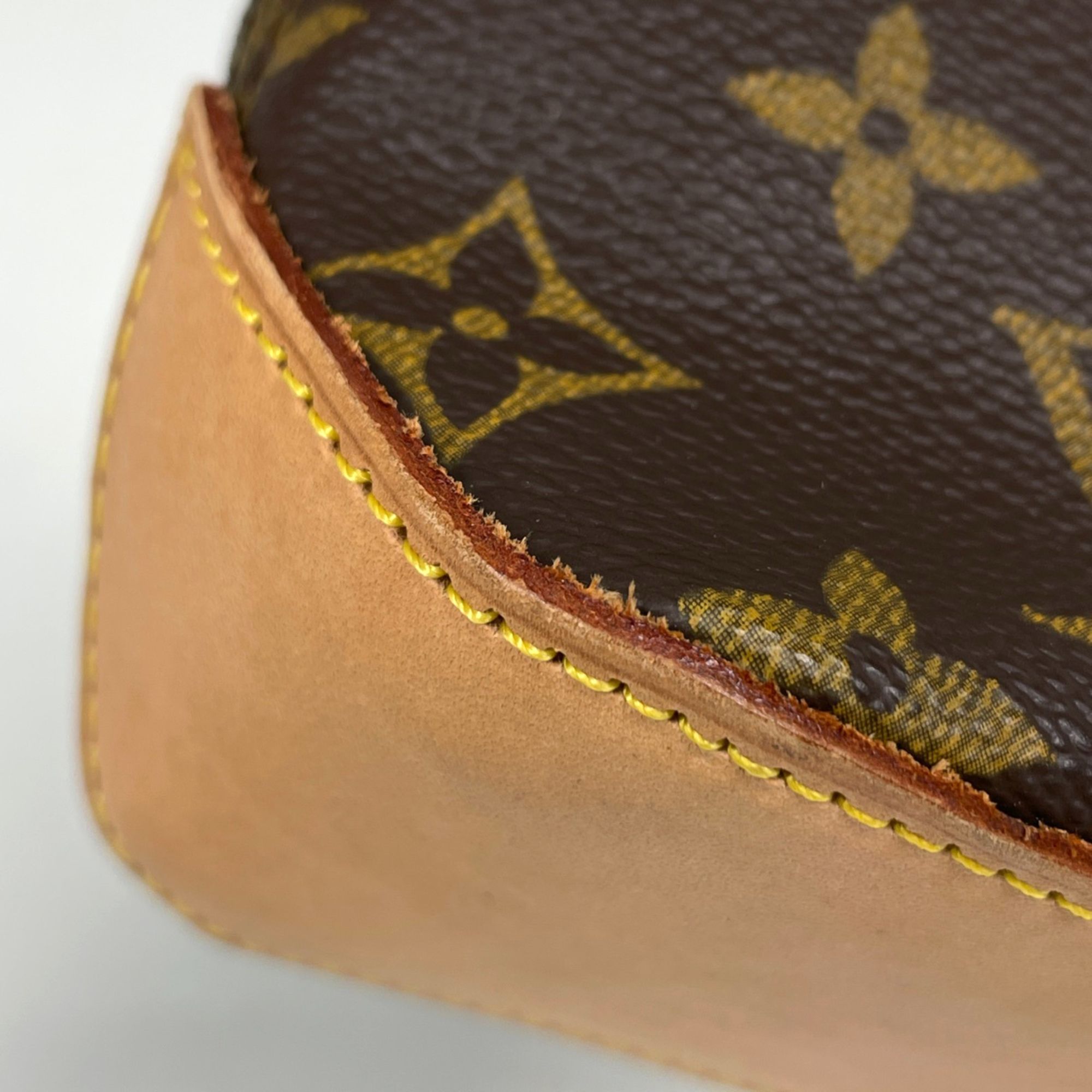 Pochette Shoulder Bag (Pre-Owned) - Louis Vuitton - Modalova