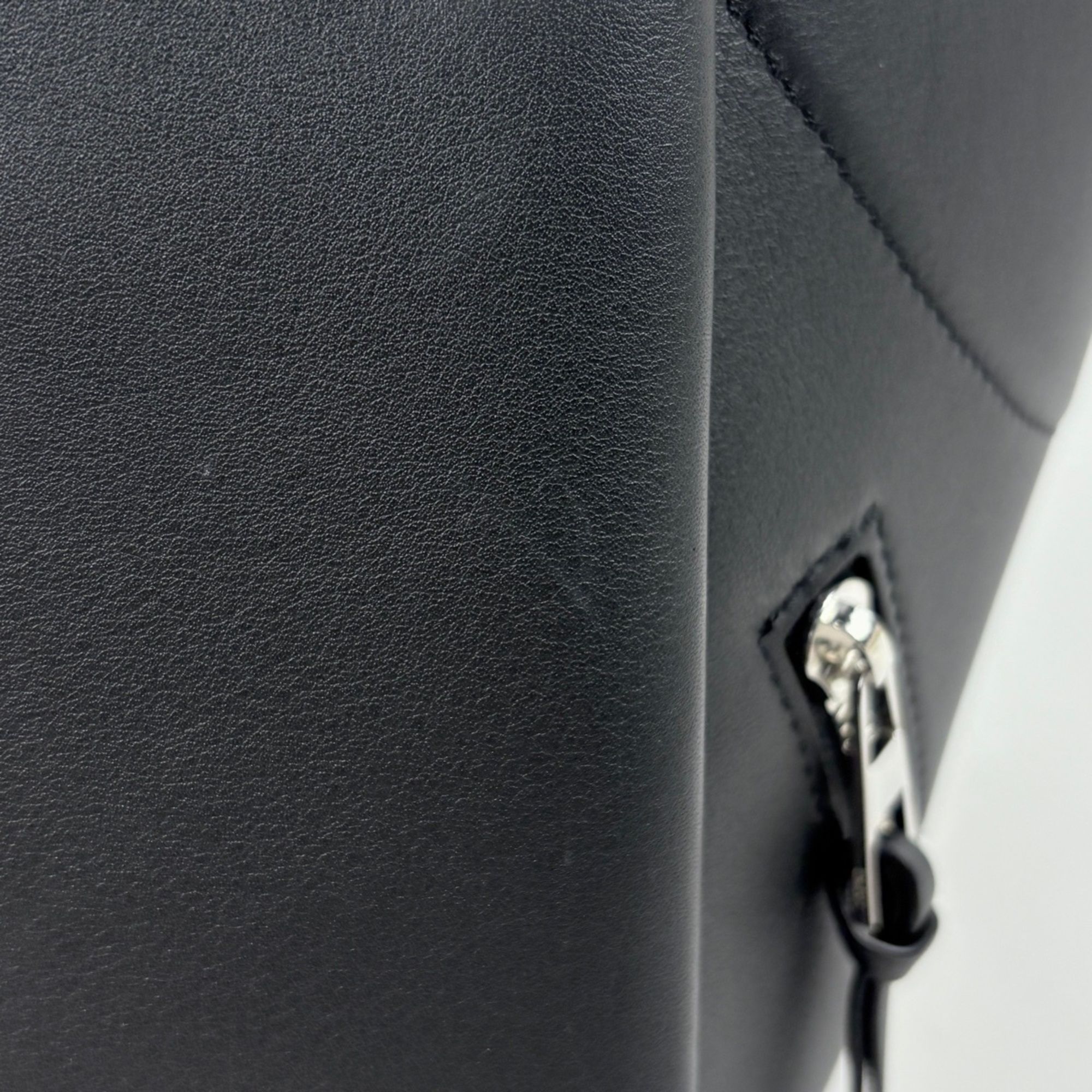 Leather Handbag (Pre-Owned) - Loewe - Modalova