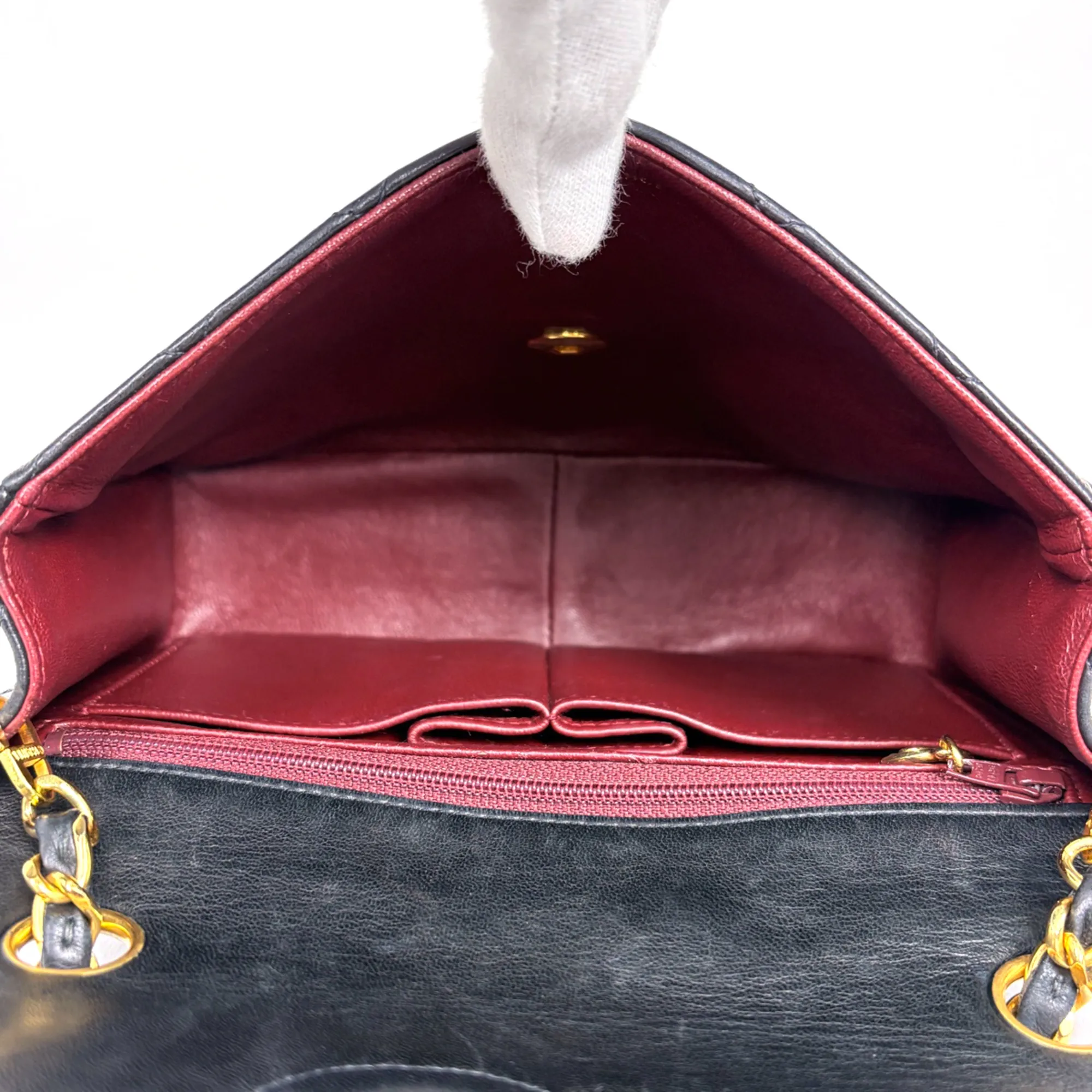 Leather Shoulder Bag (Pre-Owned) - Chanel - Modalova