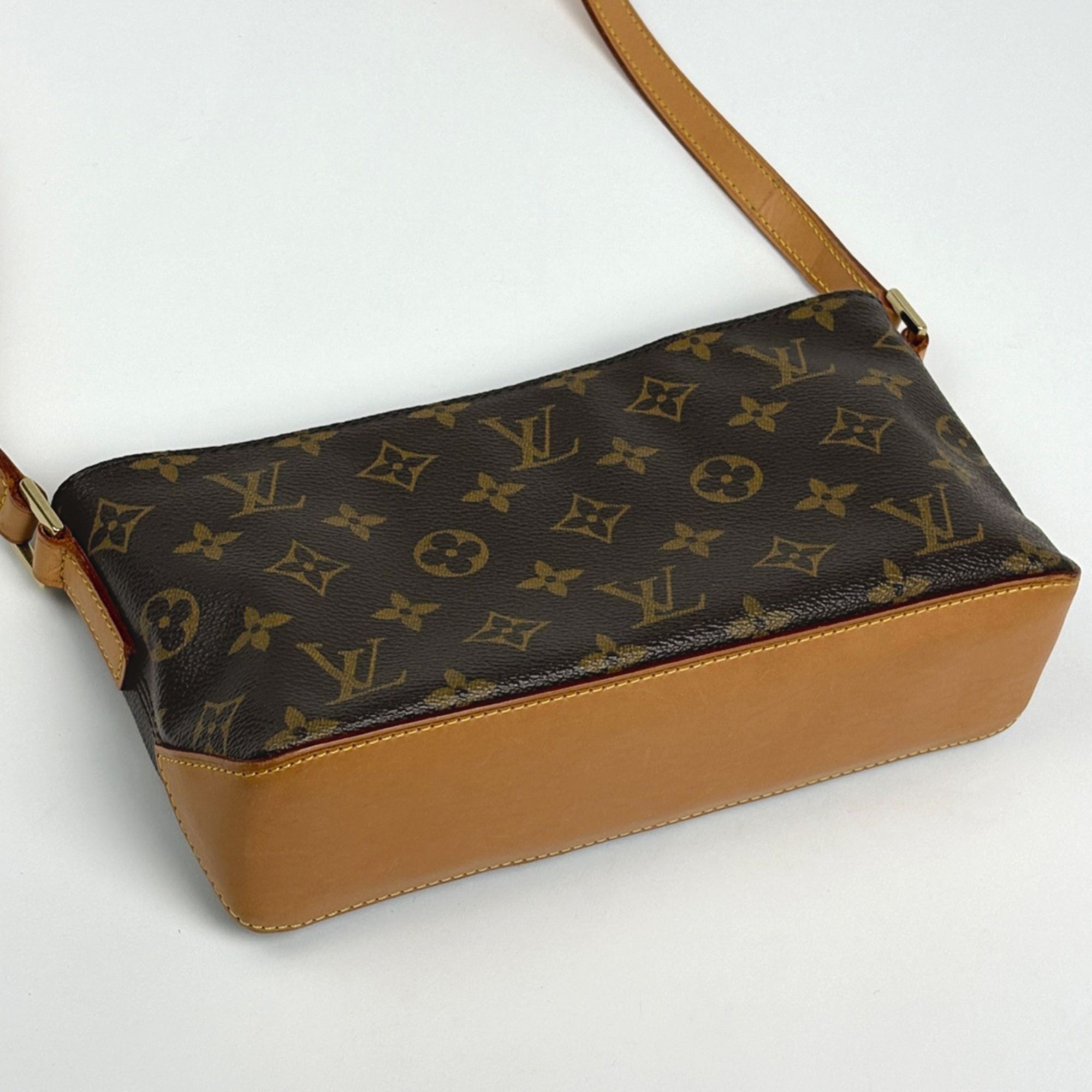 Monogram Monogram Pochette Shoulder Bag (Pre-Owned) - Louis Vuitton - Modalova