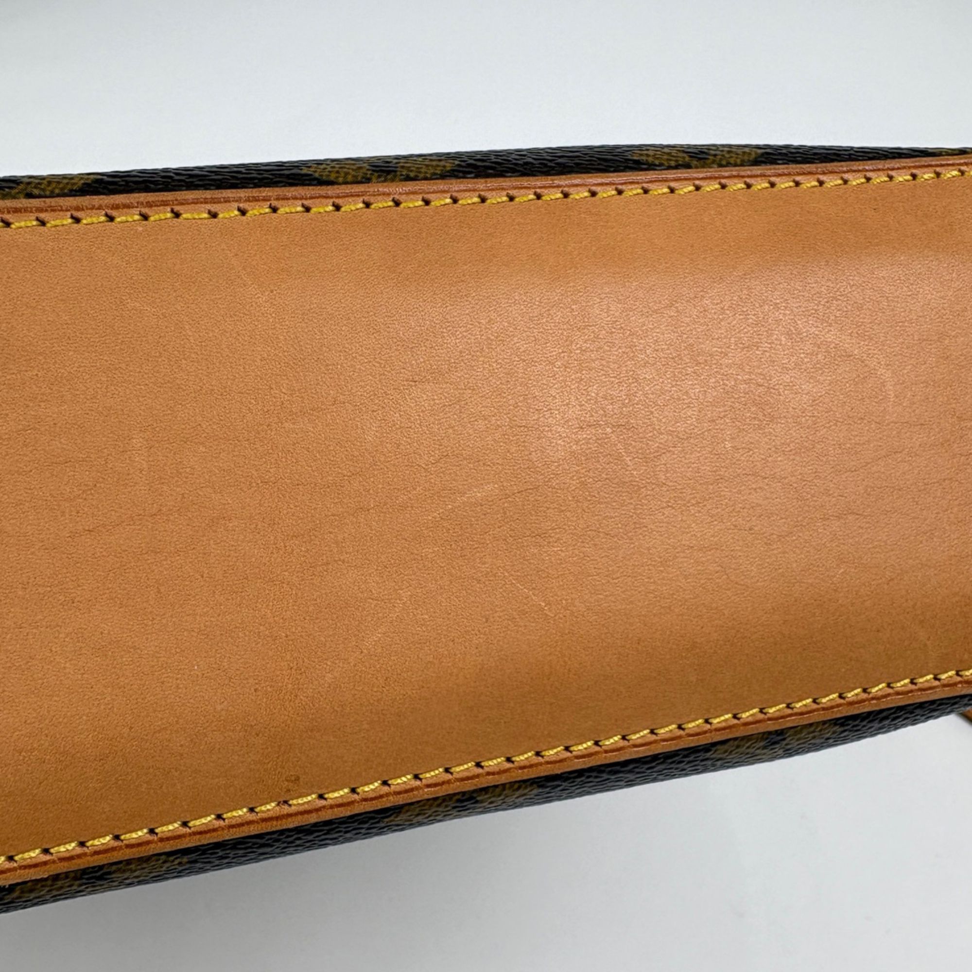 Monogram Monogram Pochette Shoulder Bag (Pre-Owned) - Louis Vuitton - Modalova