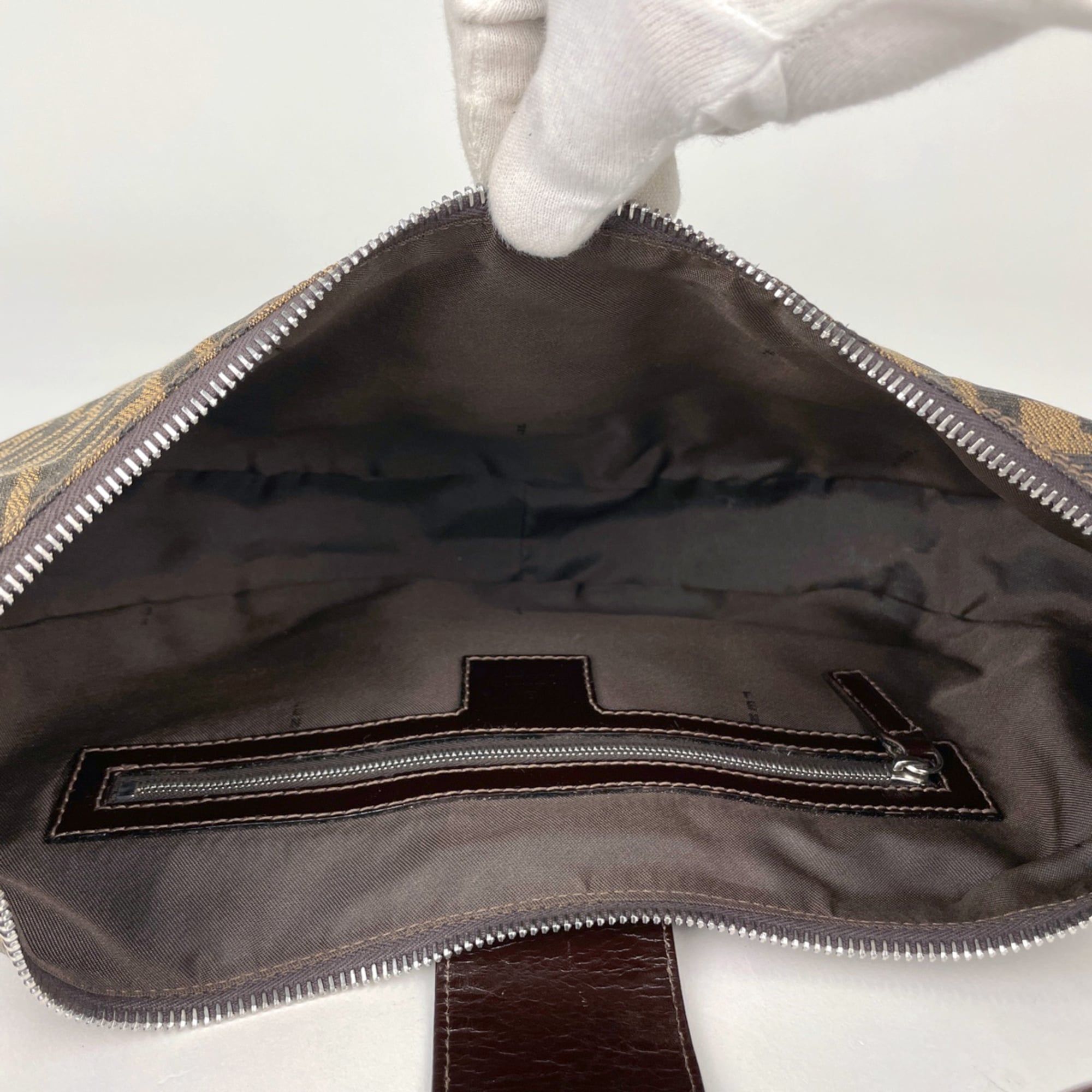 Canvas Leather Shoulder Bag (Pre-Owned) - Fendi - Modalova