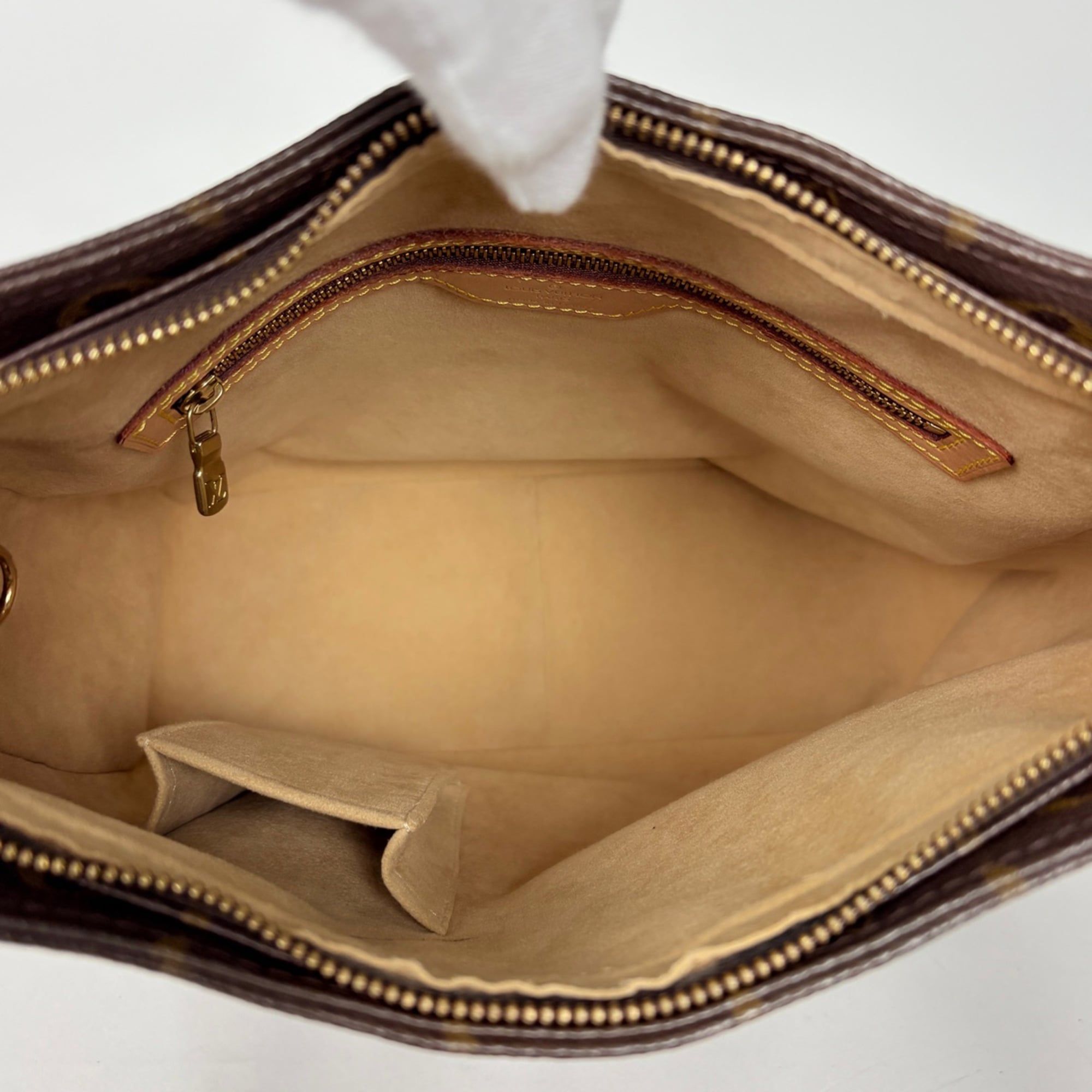 Monogram Shoulder Bag (Pre-Owned) - Louis Vuitton - Modalova