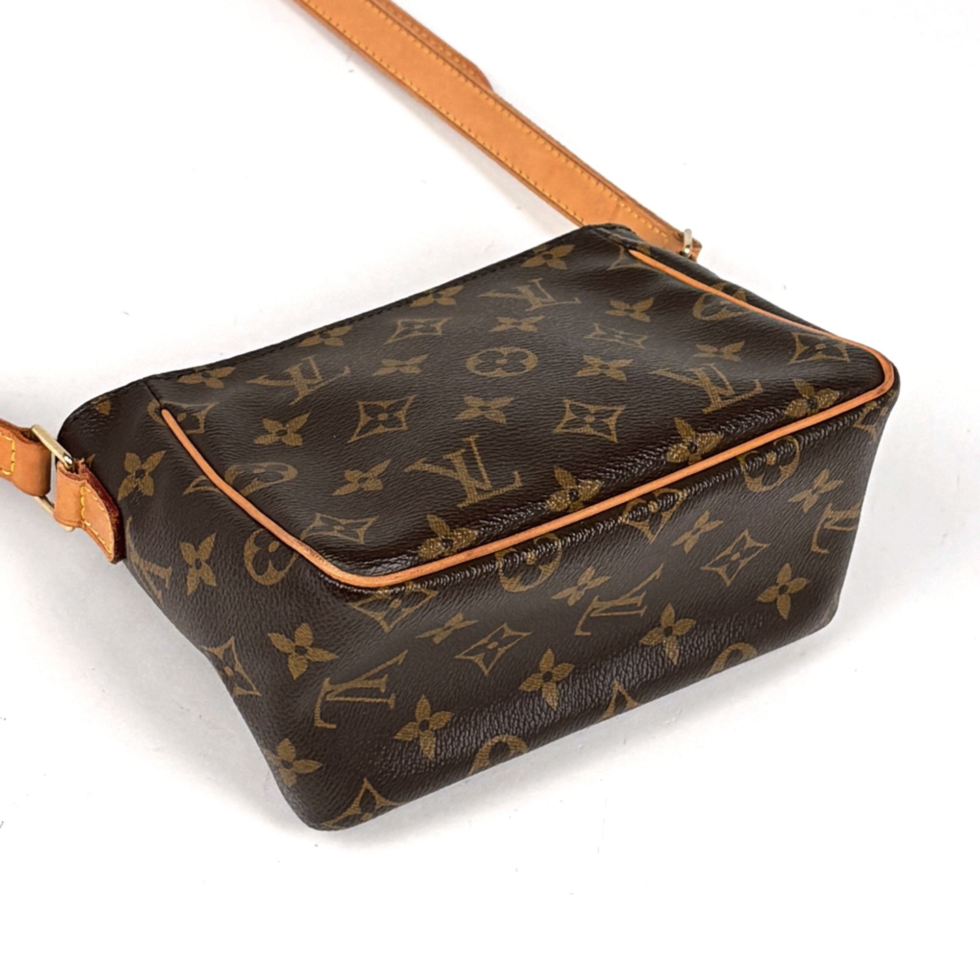 Monogram Shoulder Bag (Pre-Owned) - Louis Vuitton - Modalova