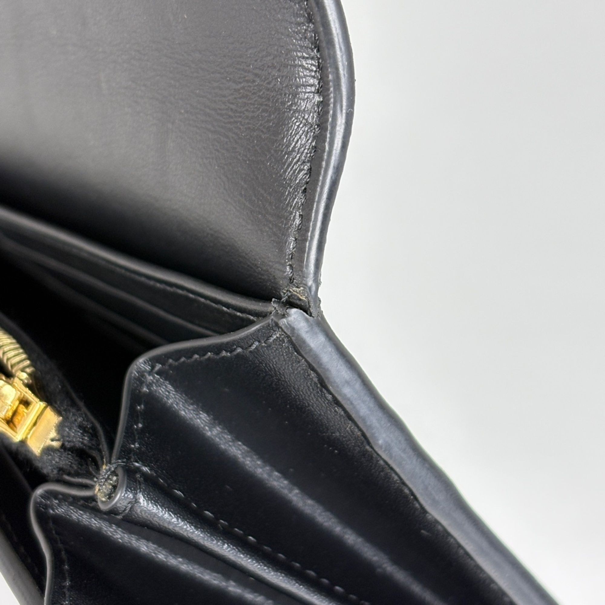 Leather Long Wallet (Bi-Fold) (Pre-Owned) - Celine - Modalova