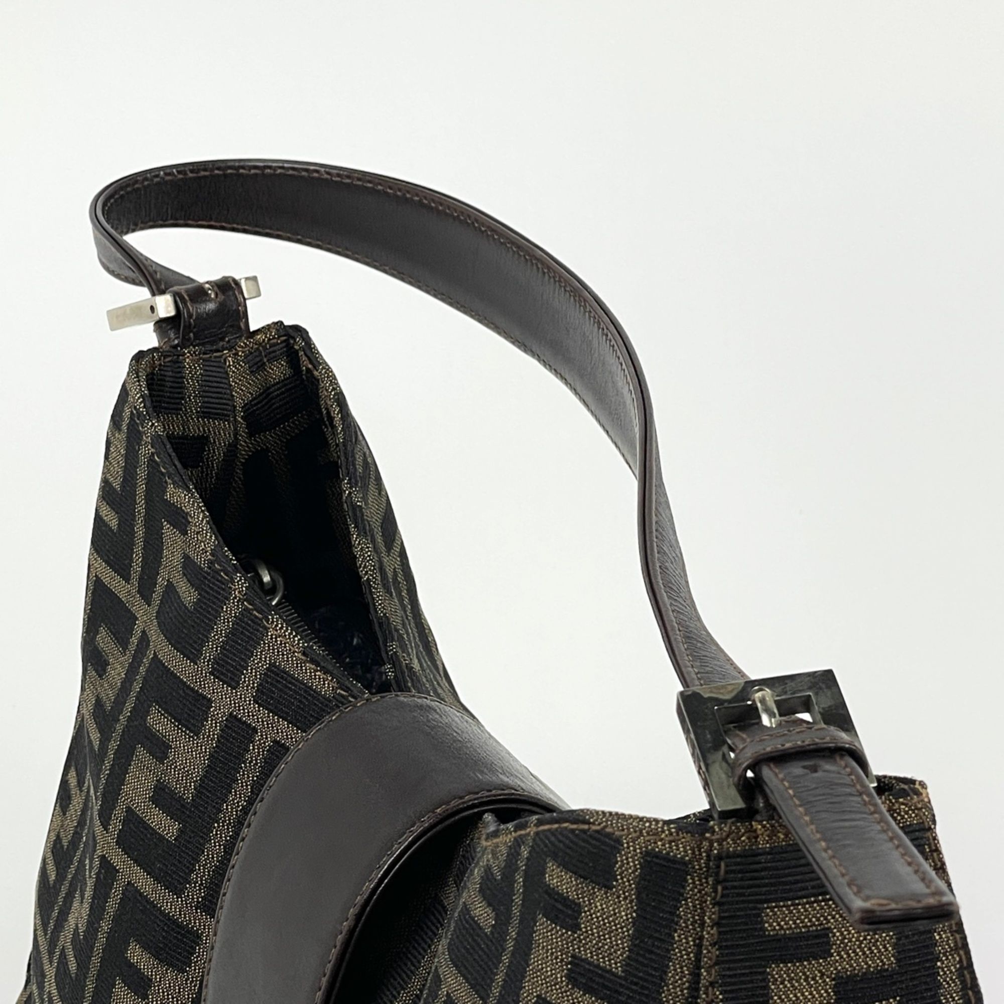 Leather Shoulder Bag (Pre-Owned) - Fendi - Modalova