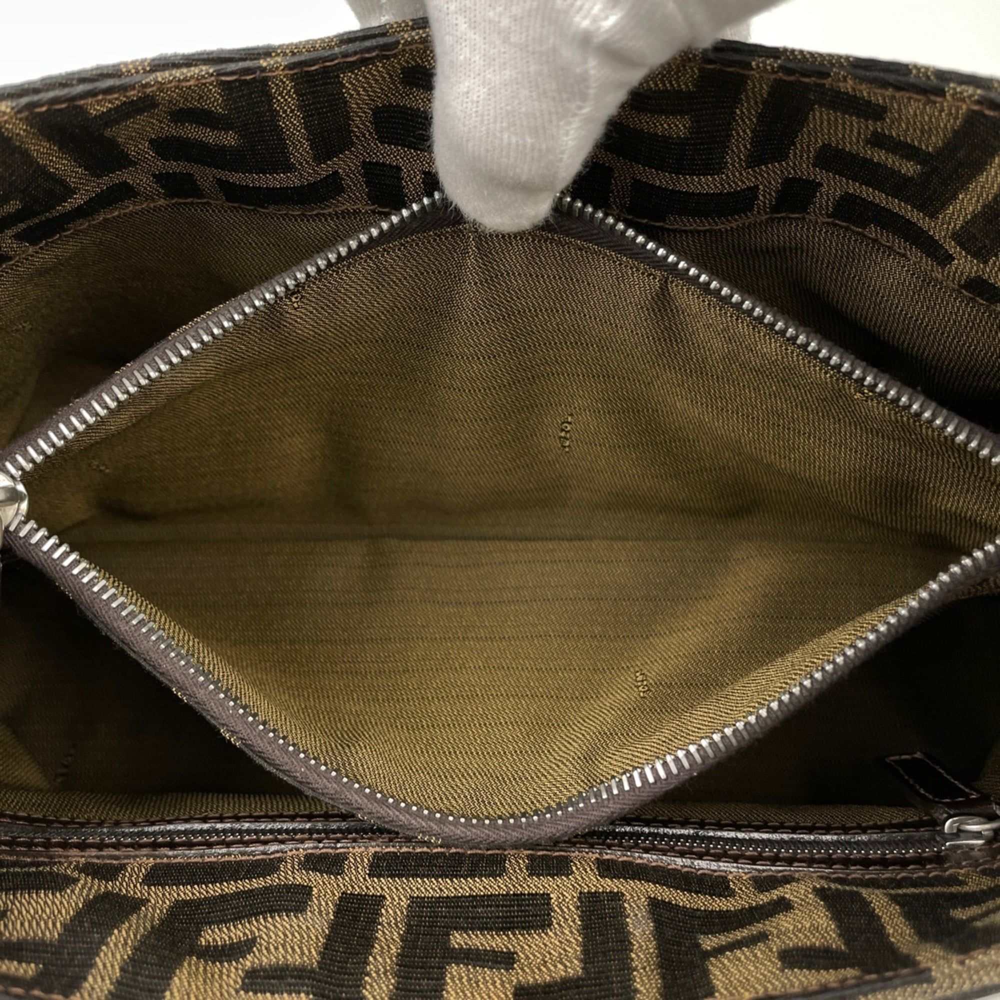 Leather Shoulder Bag (Pre-Owned) - Fendi - Modalova