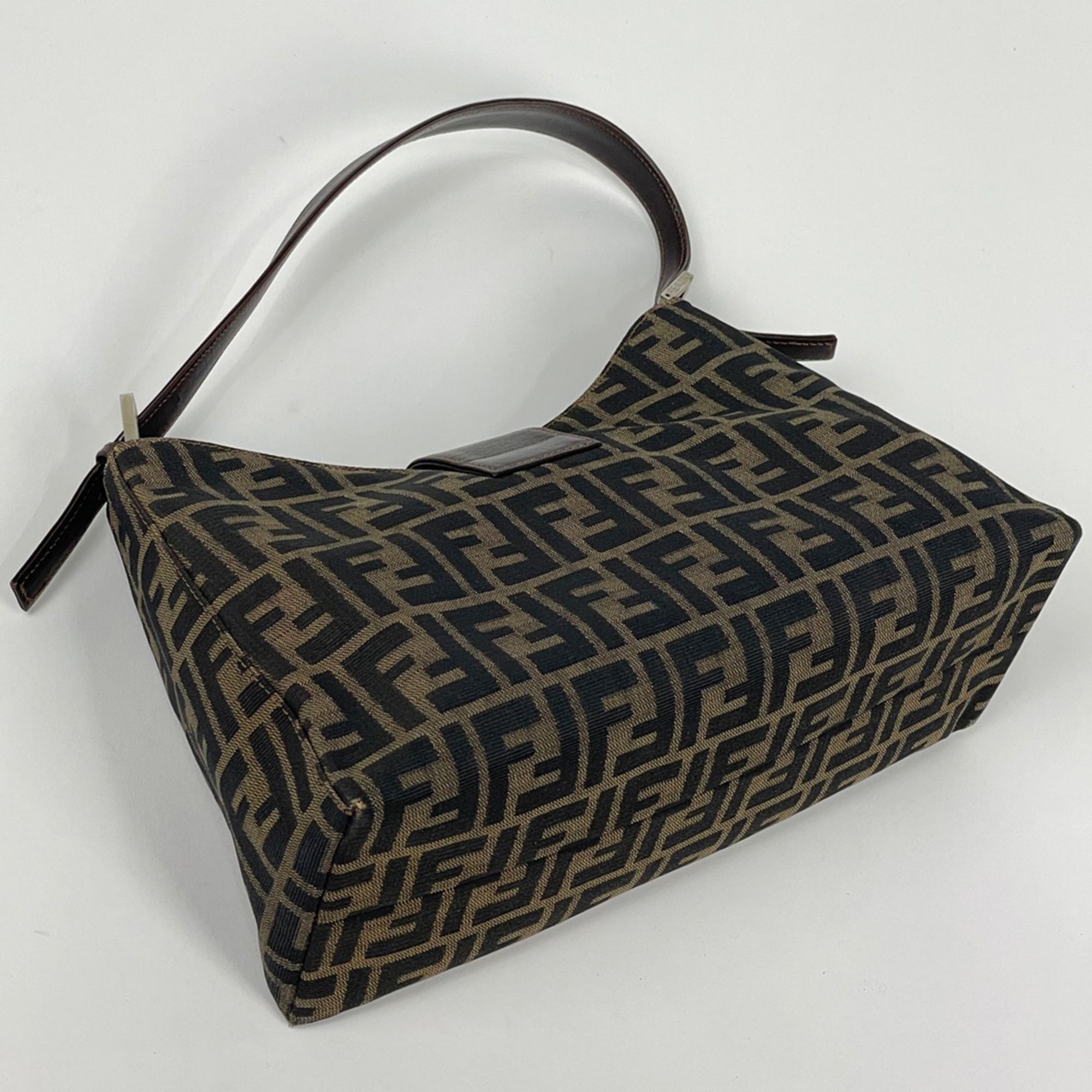 Leather Shoulder Bag (Pre-Owned) - Fendi - Modalova