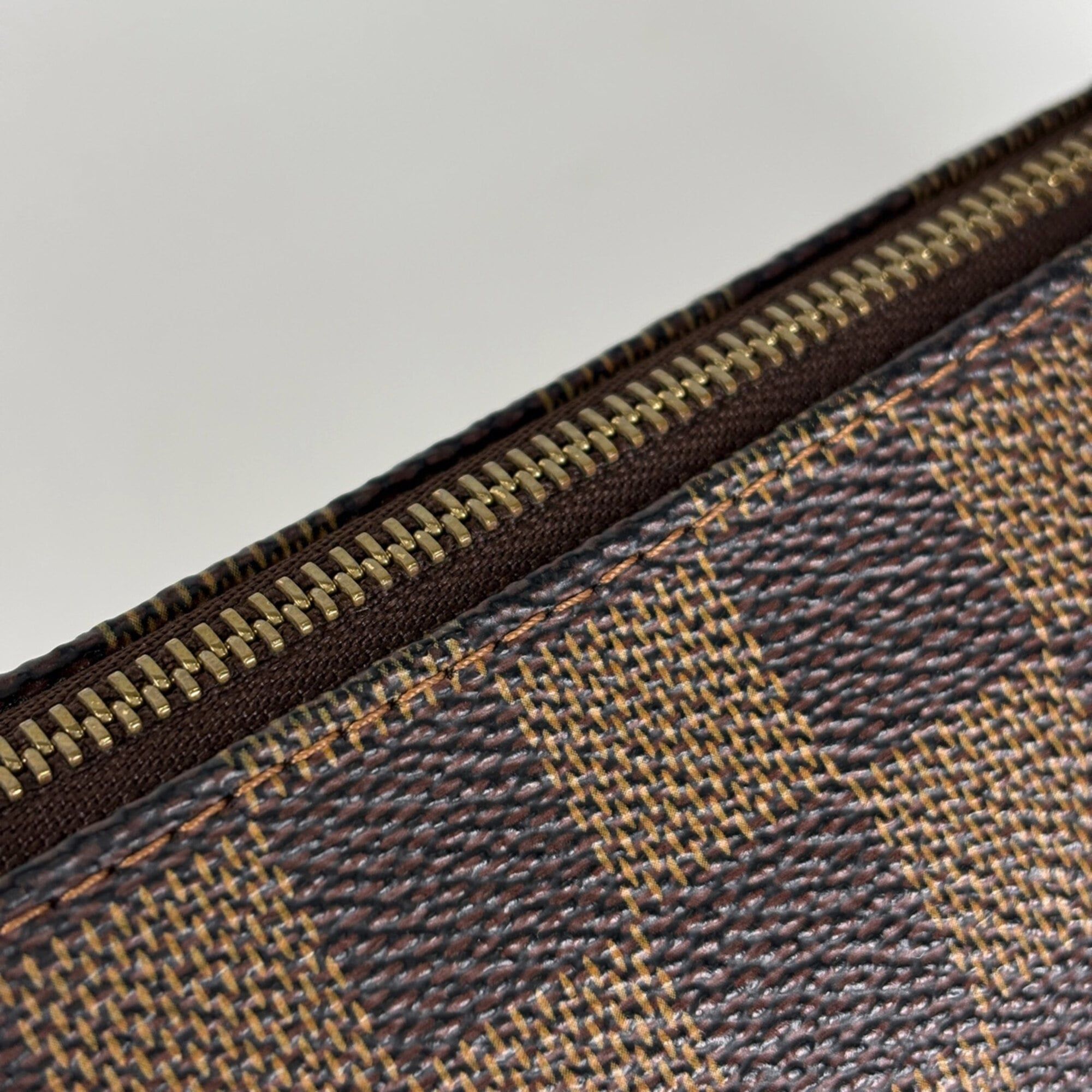 Pochette Pouch (Pre-Owned) - Louis Vuitton - Modalova