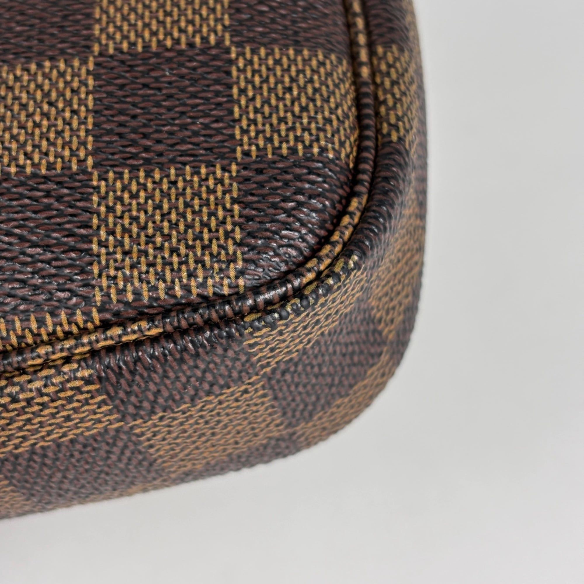 Pochette Pouch (Pre-Owned) - Louis Vuitton - Modalova
