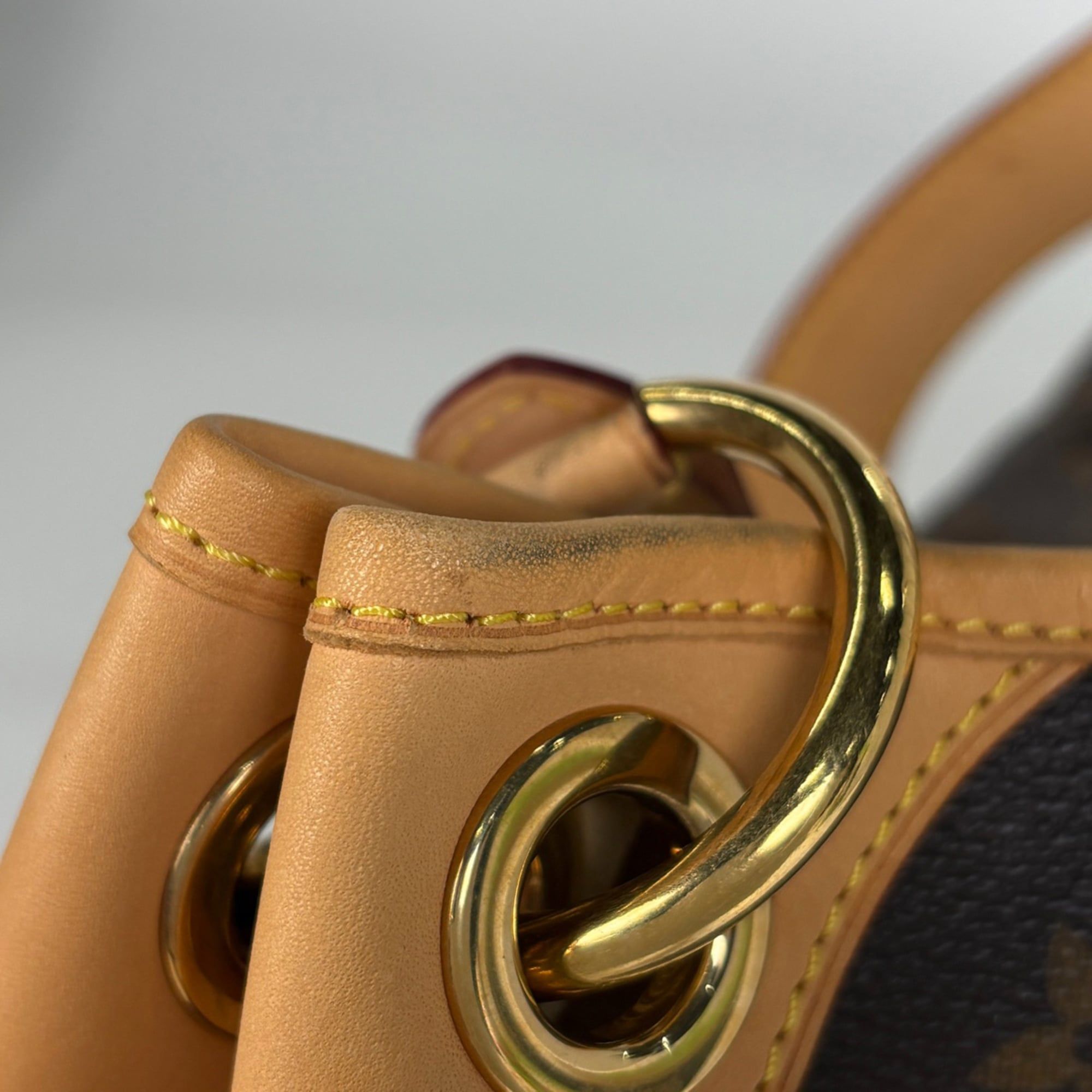 Monogram Shoulder Bag (Pre-Owned) - Louis Vuitton - Modalova