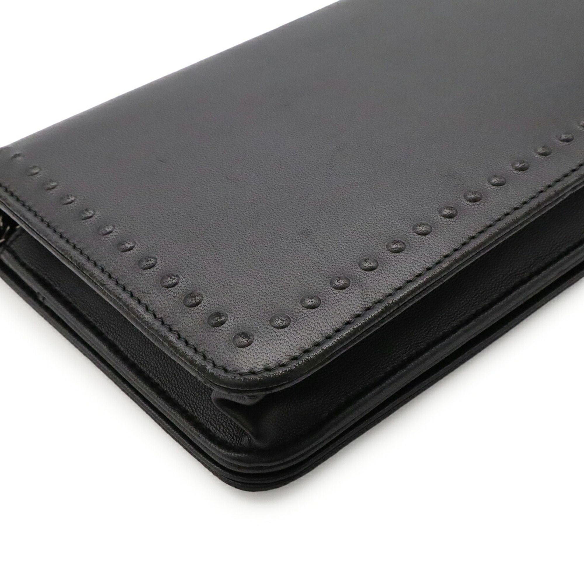 Leather Chain/Shoulder Wallet (Pre-Owned) - Chanel - Modalova