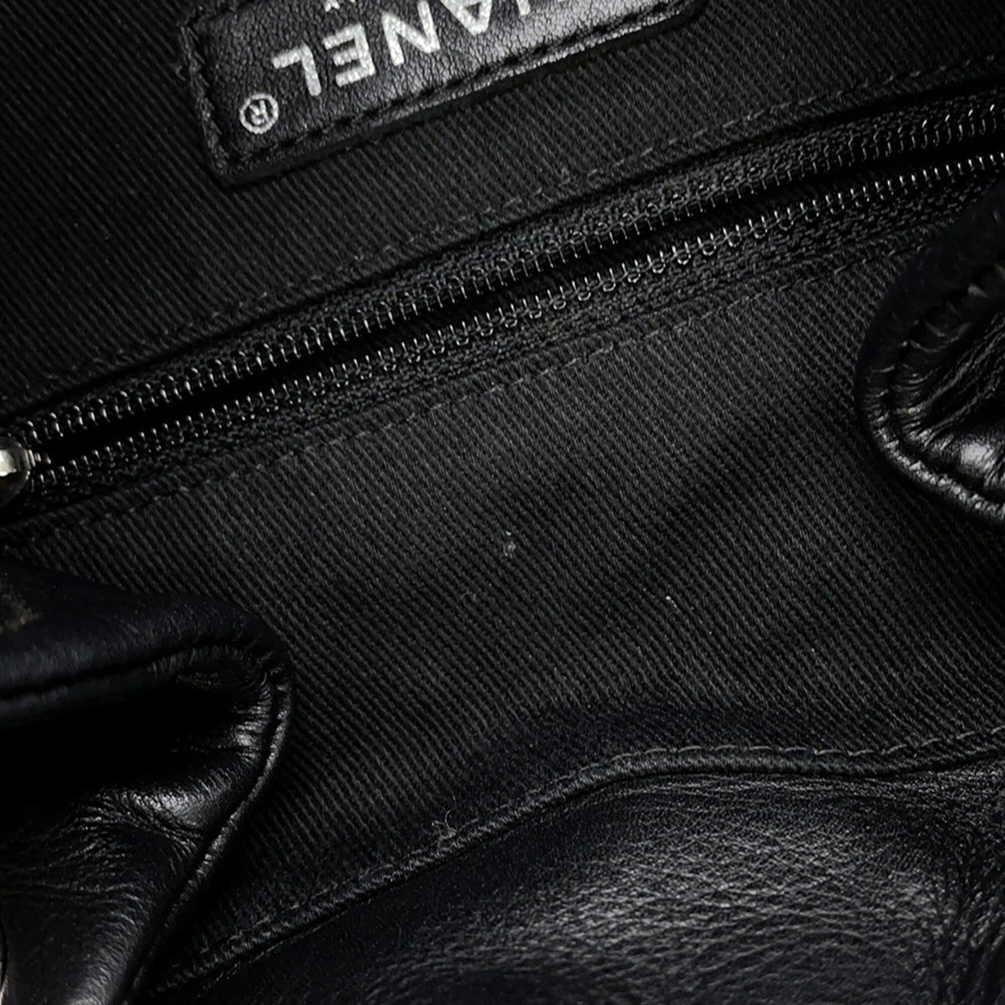 Matelasse Leather Backpack (Pre-Owned) - Chanel - Modalova