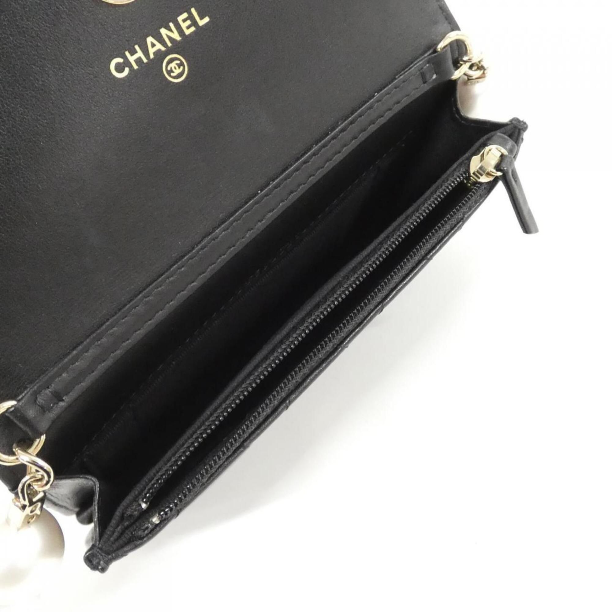 Artificial Pearl Leather Chain/Shoulder Wallet (Pre-Owned) - Chanel - Modalova