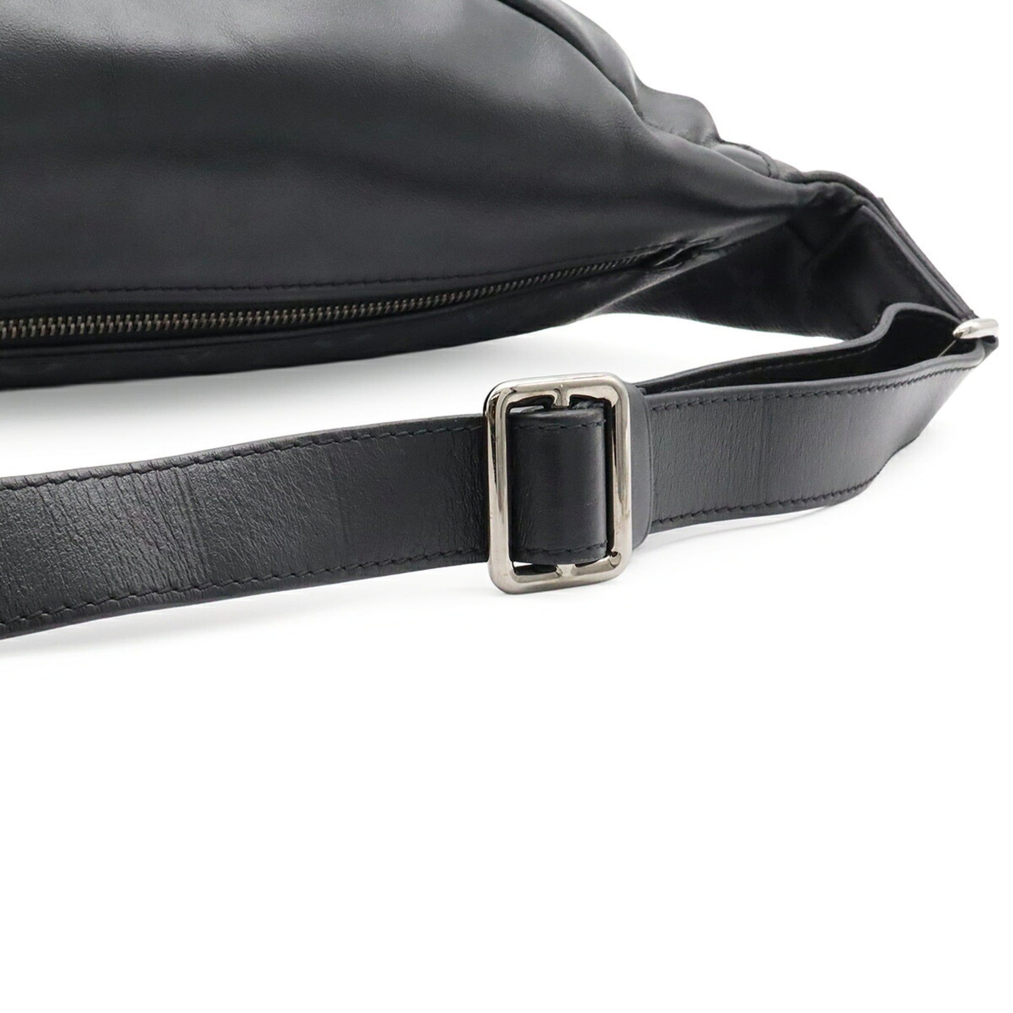 Pouch Sling Bag (Pre-Owned) - Louis Vuitton - Modalova