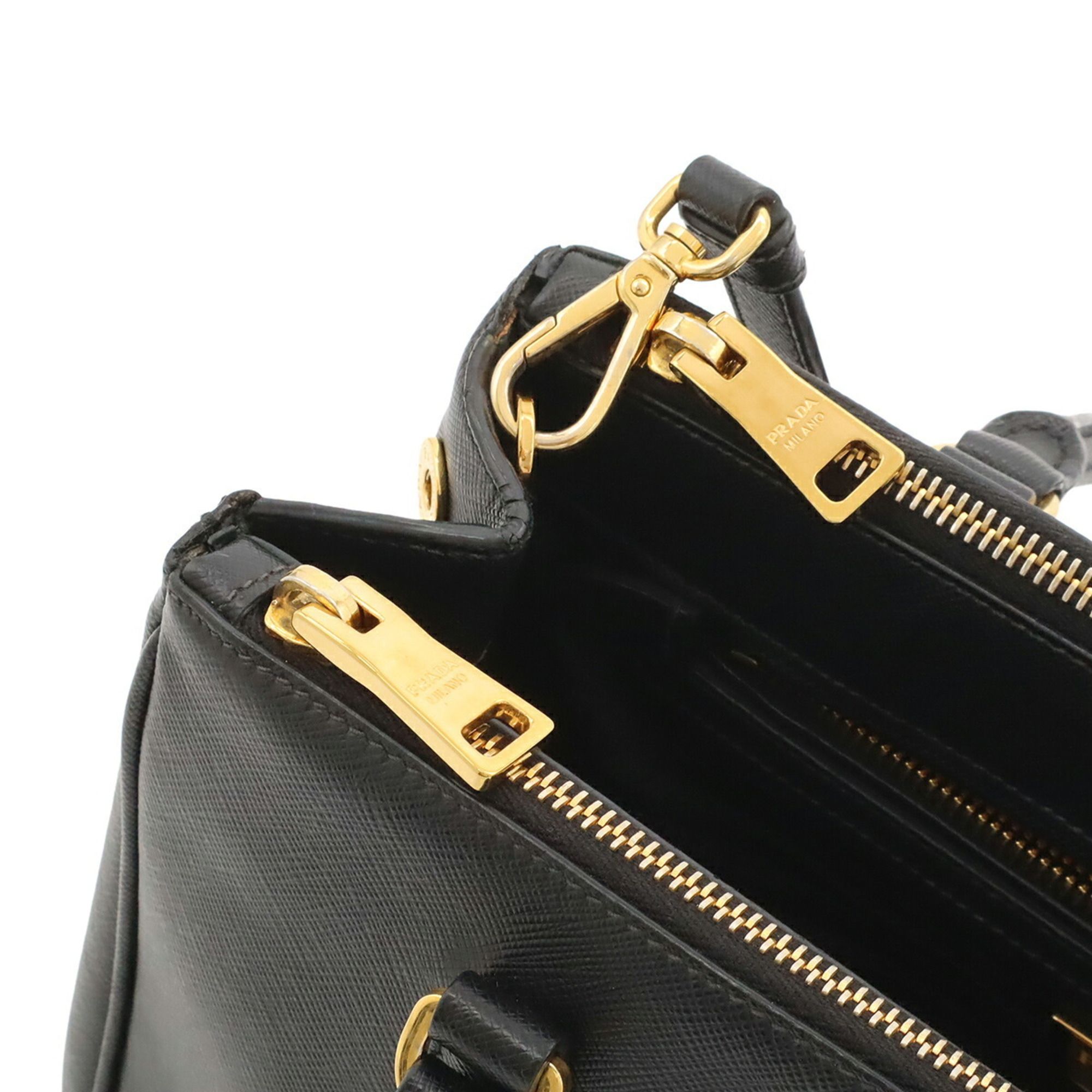 Saffiano Handbag (Pre-Owned) - Prada - Modalova
