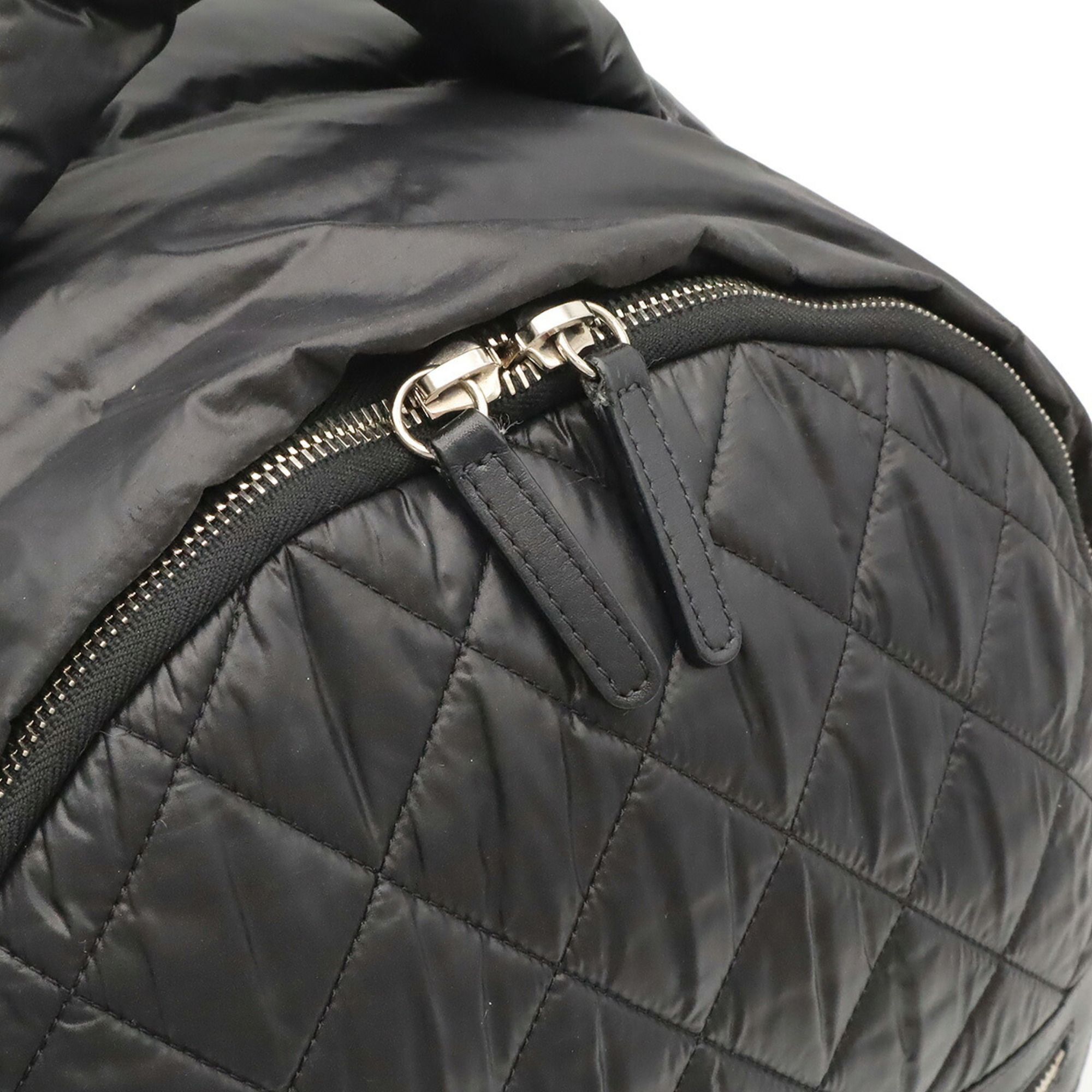 Quilting Backpack (Pre-Owned) - Chanel - Modalova