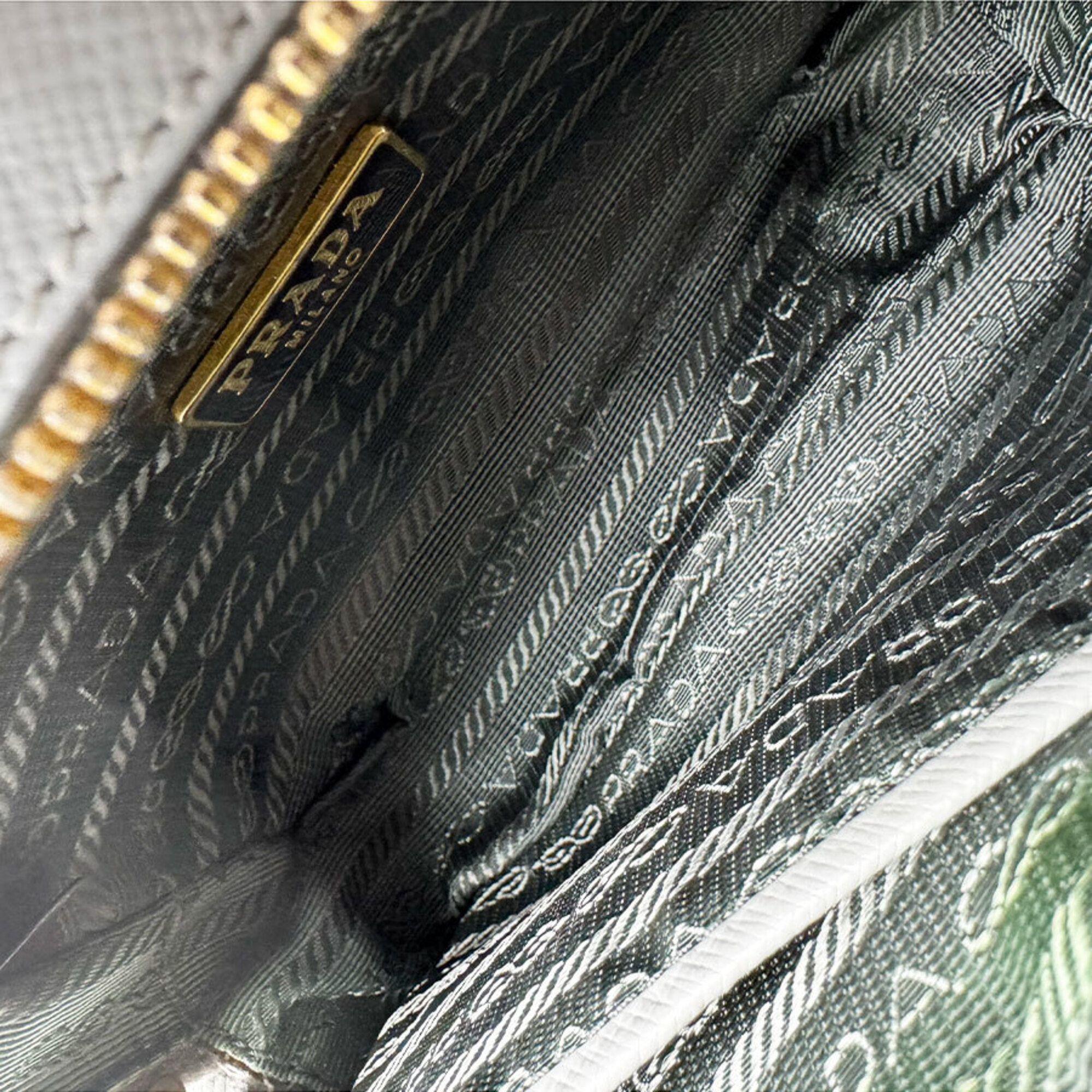 Leather Shoulder Bag (Pre-Owned) - Prada - Modalova