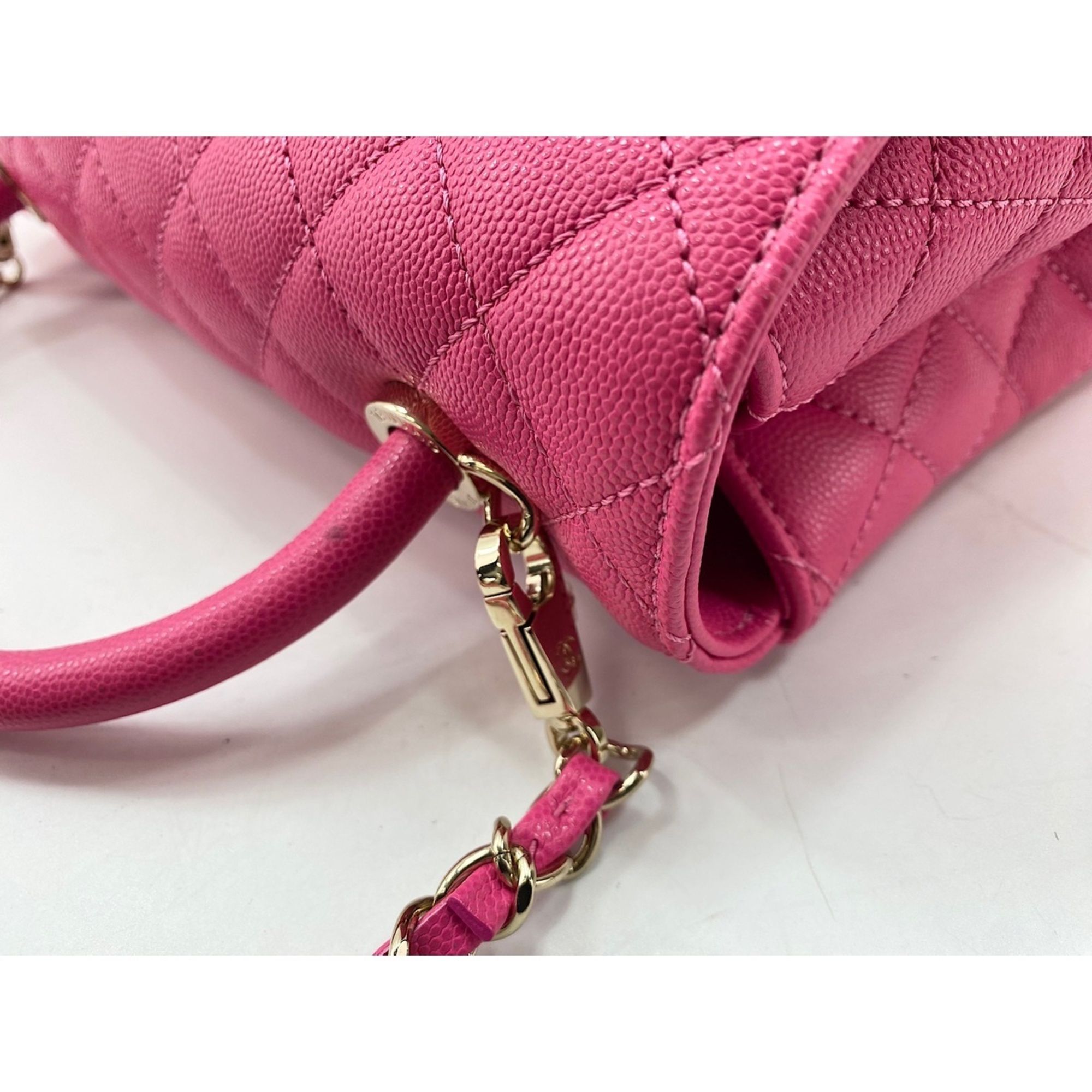 Chanel Pink Handbag (Pre-Owned) - Chanel - Modalova