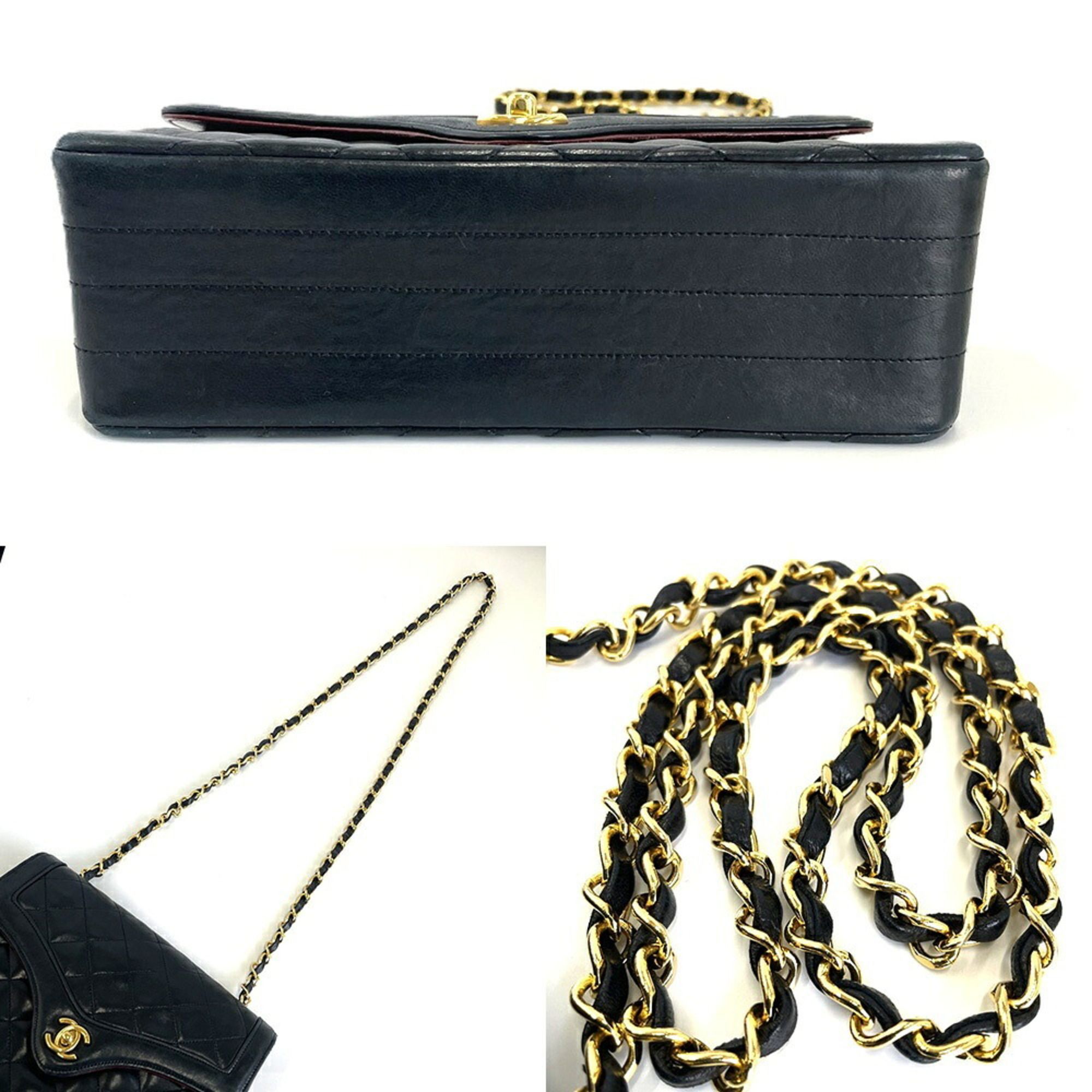 Leather Shoulder Bag (Pre-Owned) - Chanel - Modalova