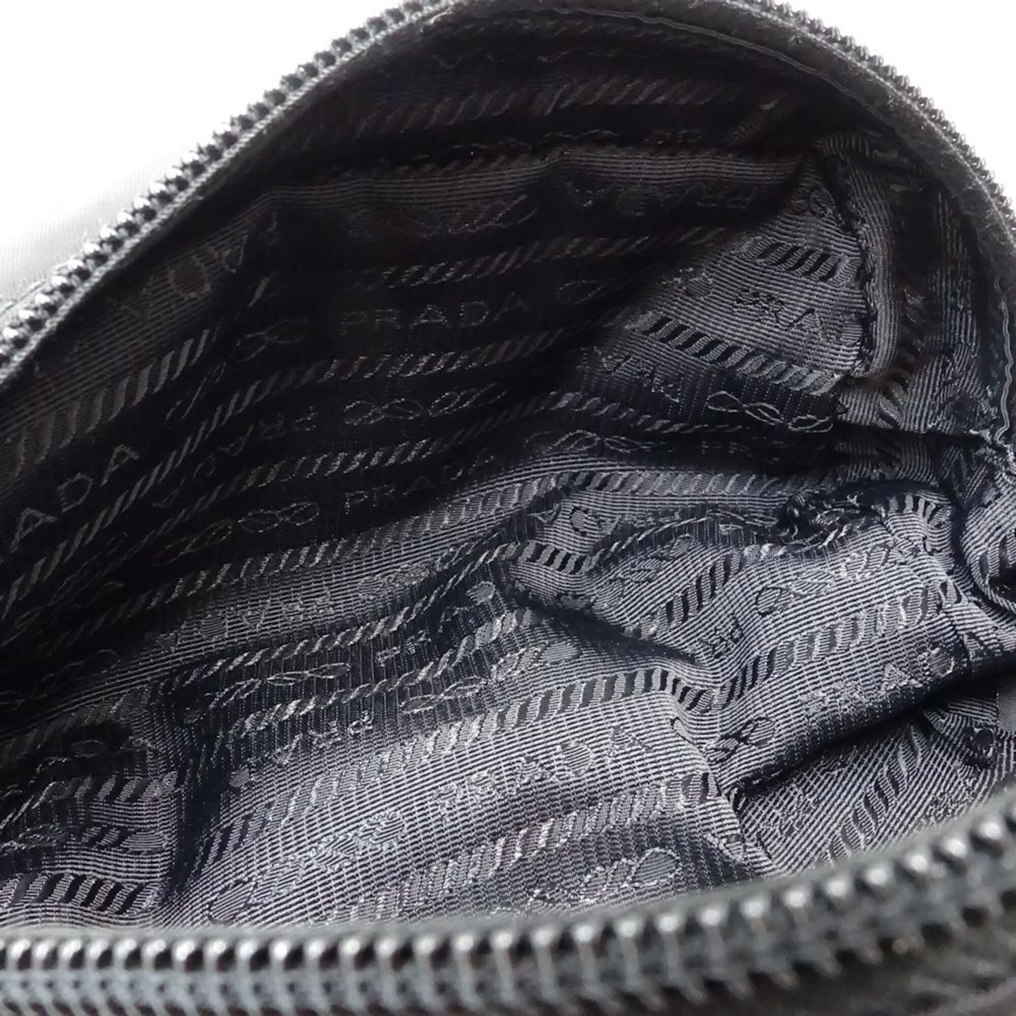 Prada Black Nylon Pouch (Pre-Owned) - Prada - Modalova
