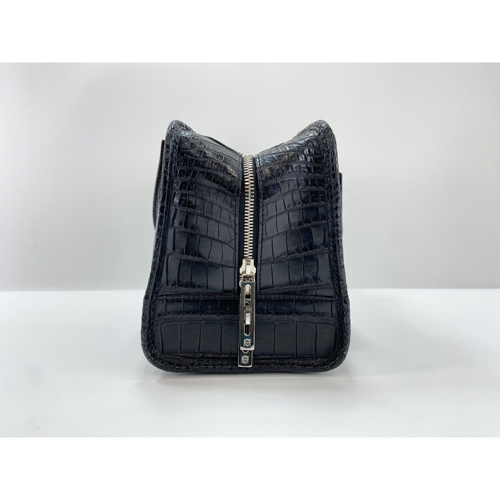 Loewe Black Handbag (Pre-Owned) - Loewe - Modalova
