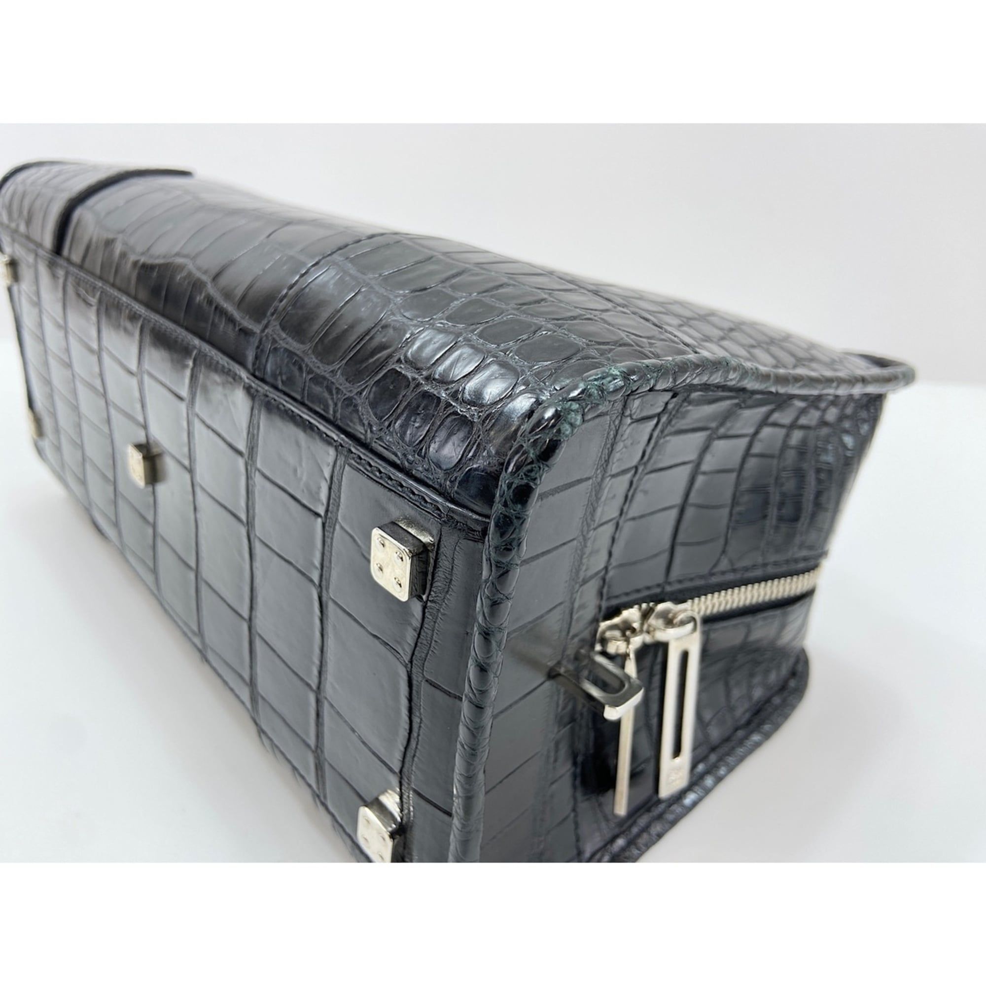 Loewe Black Handbag (Pre-Owned) - Loewe - Modalova