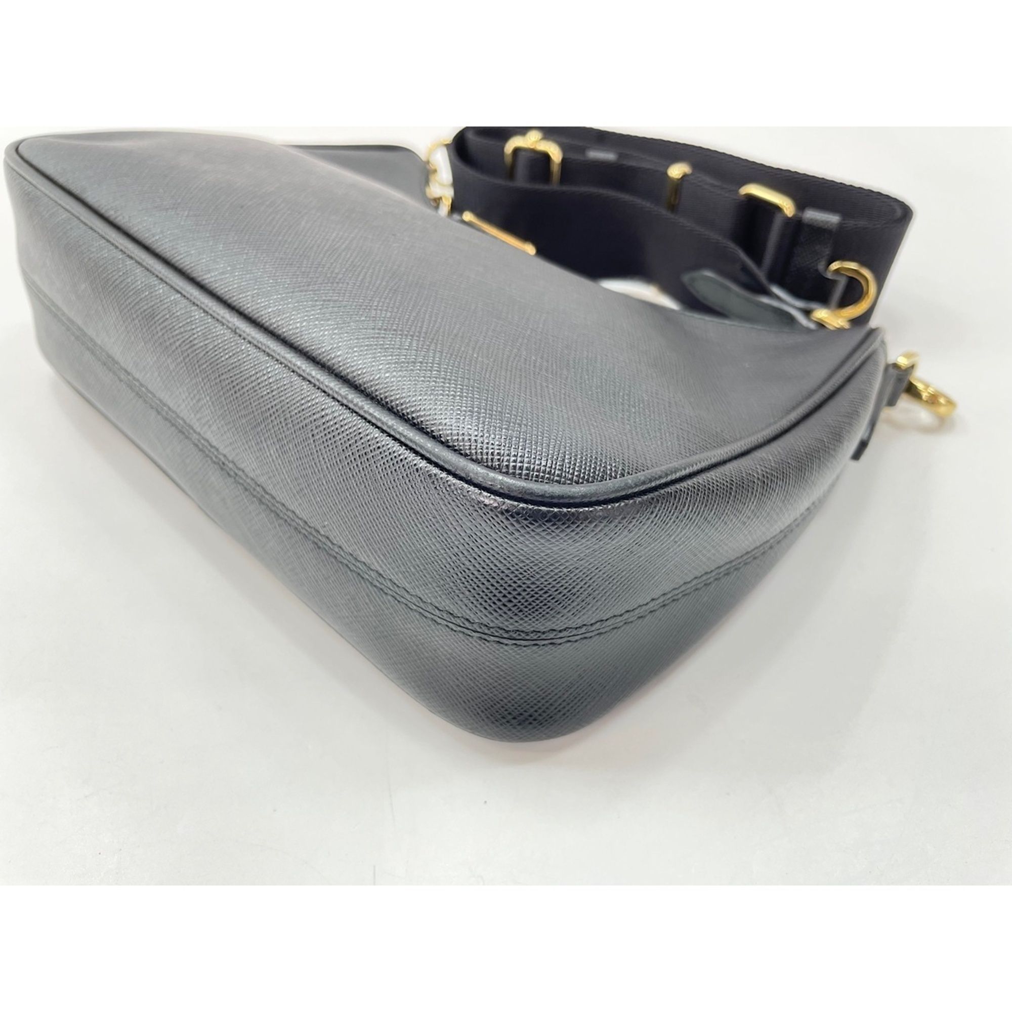 Shoulder Bag (Pre-Owned) - Prada - Modalova