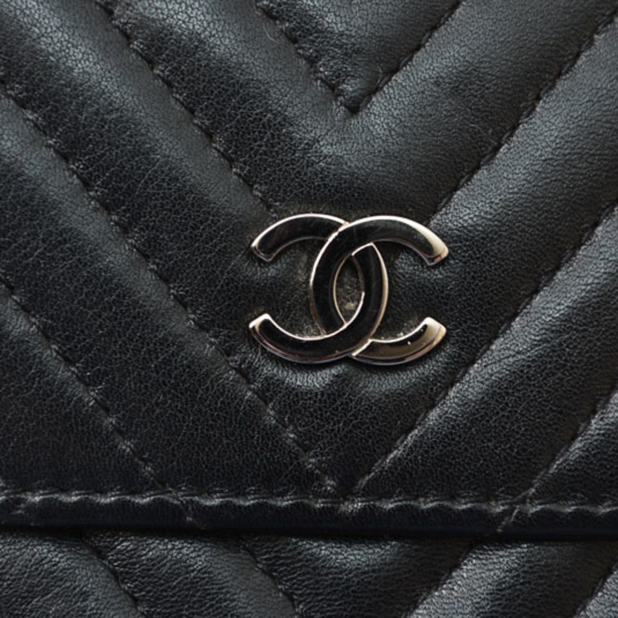Leather Wallet (Bi-Fold) (Pre-Owned) - Chanel - Modalova