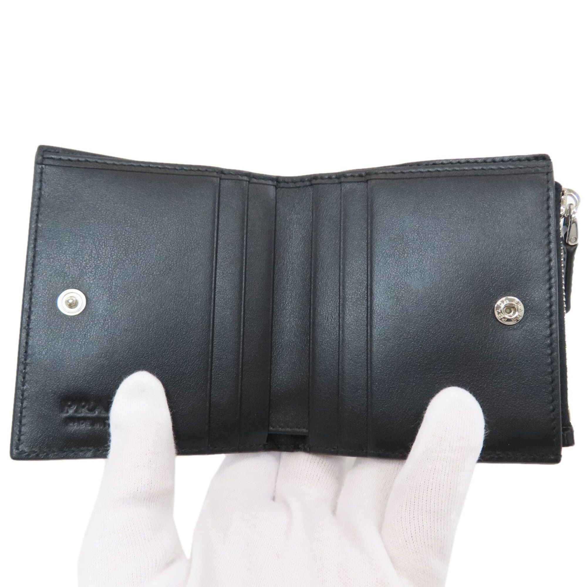 Leather Wallet (Bi-Fold) (Pre-Owned) - Prada - Modalova