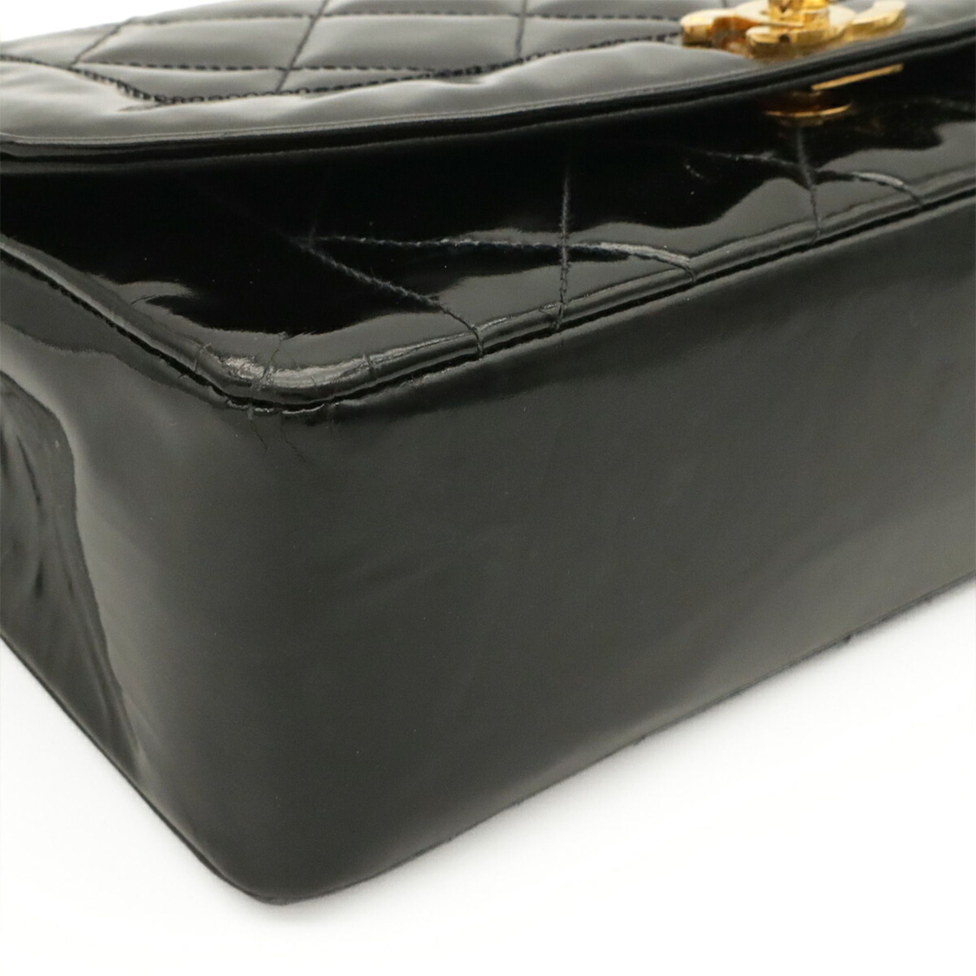 Matelasse Leather Shoulder Bag (Pre-Owned) - Chanel - Modalova