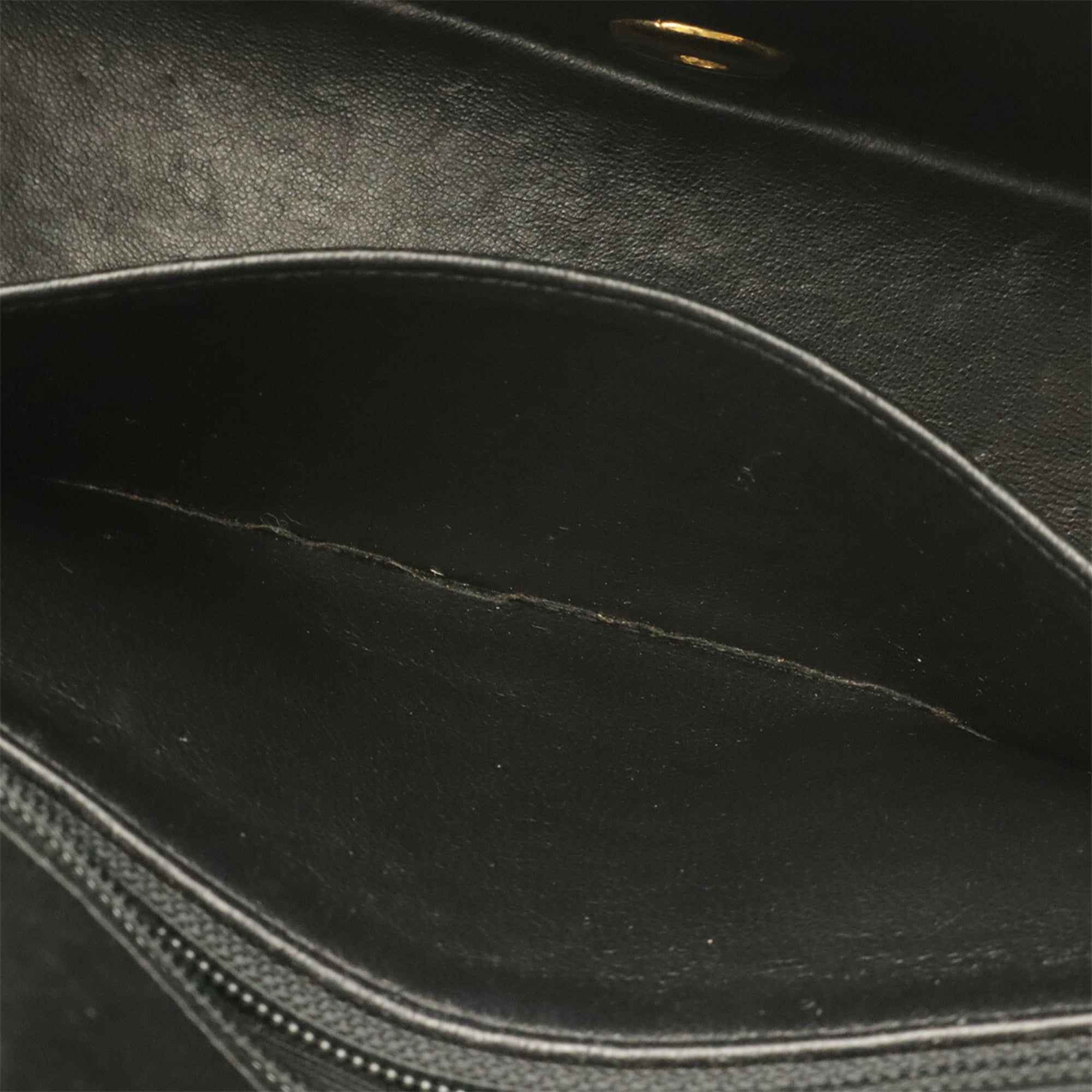 Matelasse Leather Shoulder Bag (Pre-Owned) - Chanel - Modalova