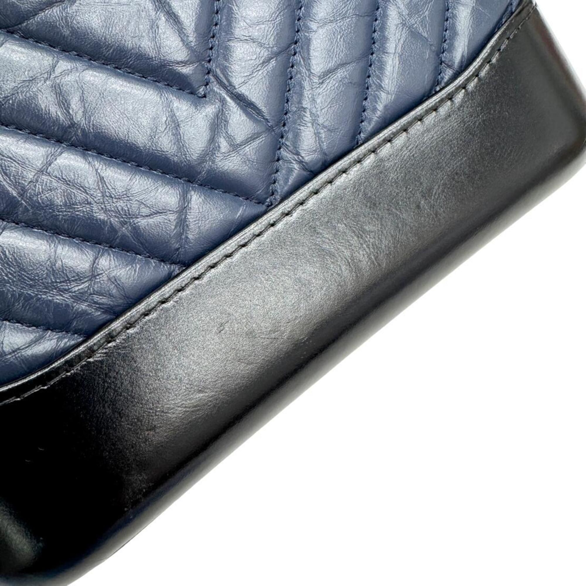 Leather Shoulder Bag (Pre-Owned) - Chanel - Modalova