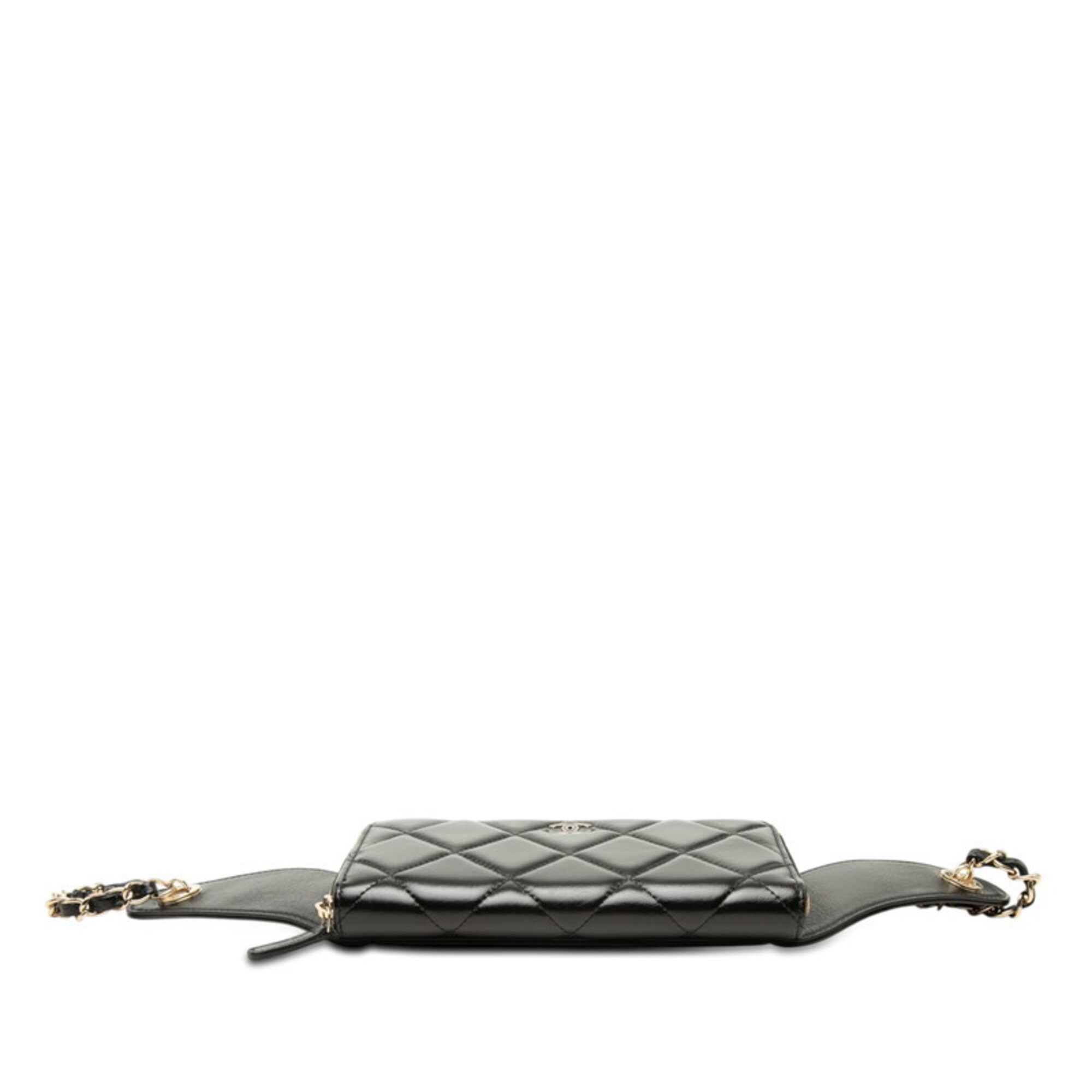 Leather Chain/Shoulder Wallet (Pre-Owned) - Chanel - Modalova