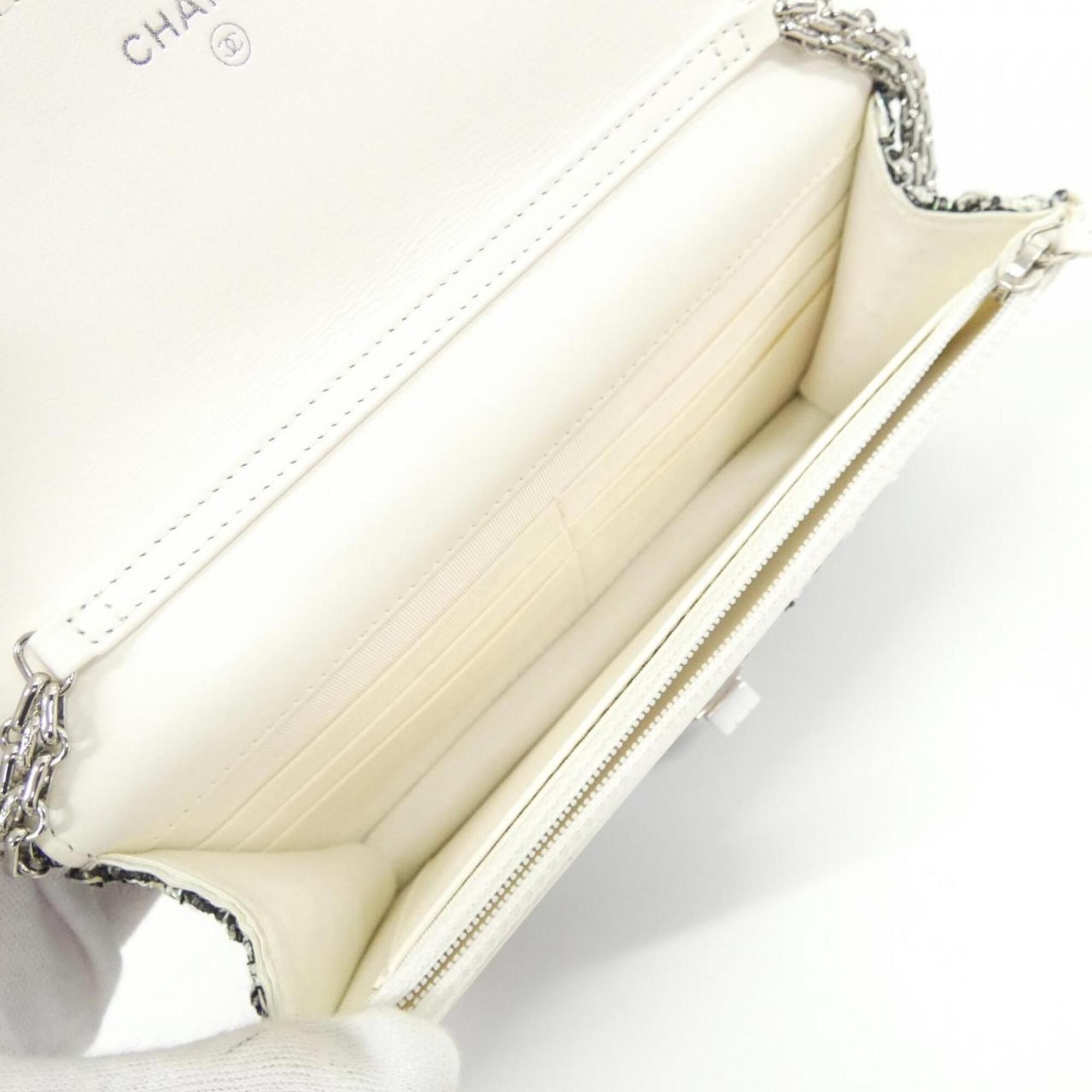Tweed Chain/Shoulder Wallet (Pre-Owned) - Chanel - Modalova