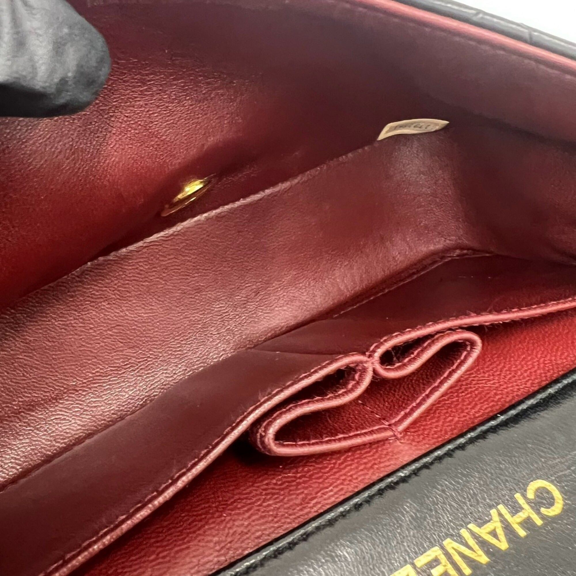 Leather Shoulder Bag (Pre-Owned) - Chanel - Modalova