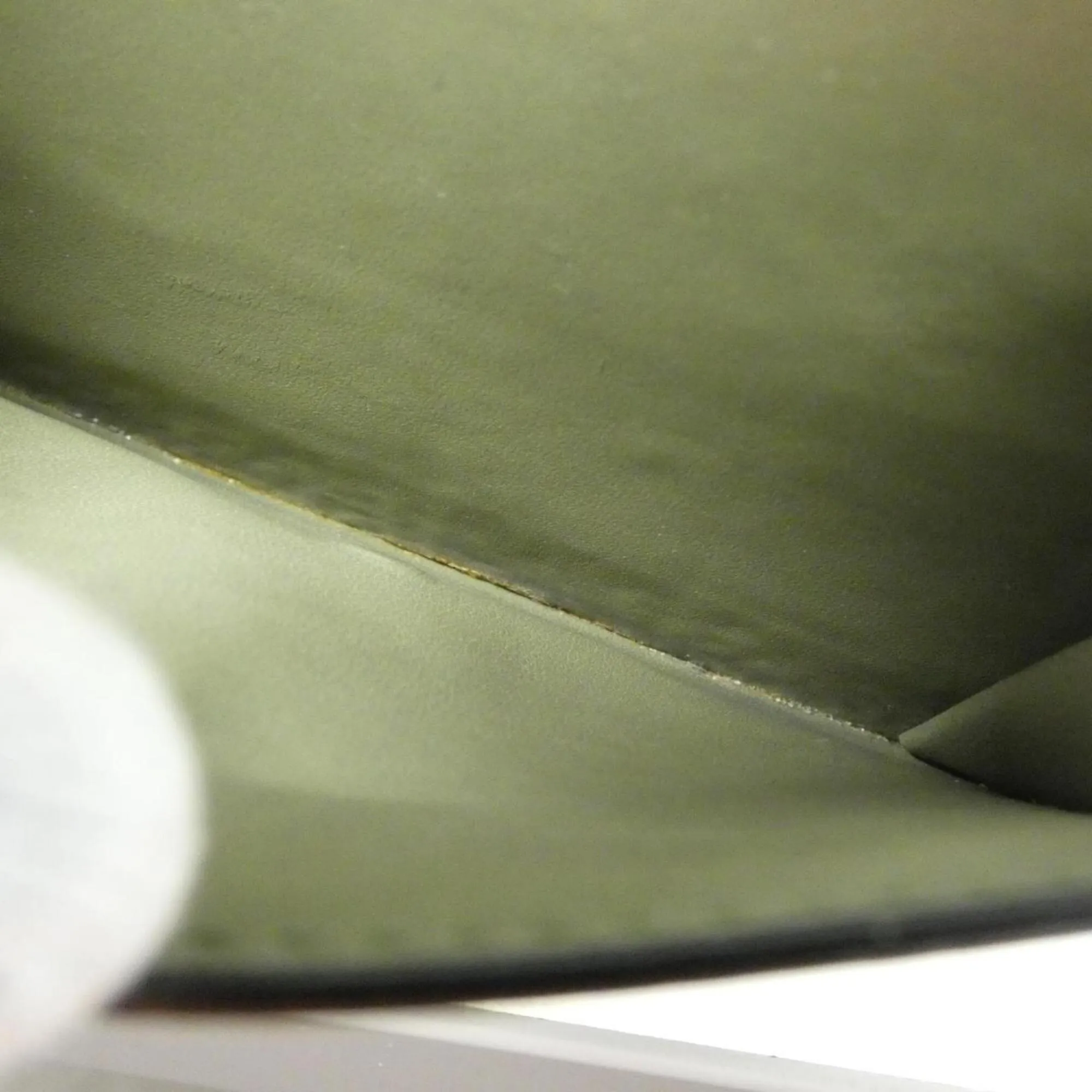 Leather Wallet (Tri-Fold) (Pre-Owned) - Loewe - Modalova