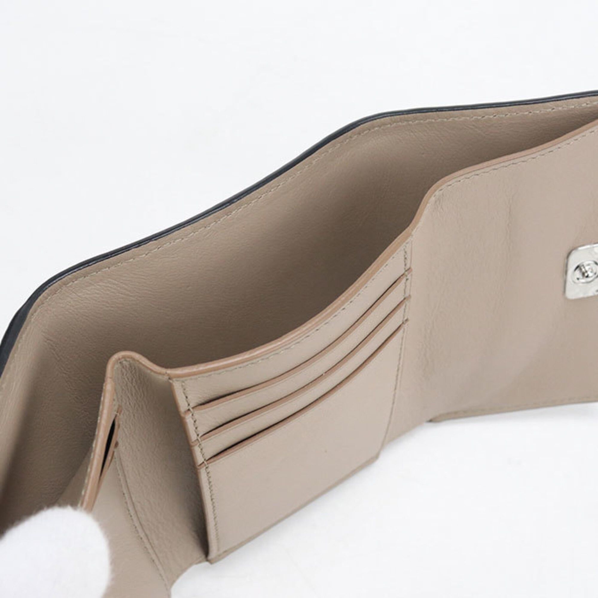 Wallet (Tri-Fold) (Pre-Owned) - Loewe - Modalova
