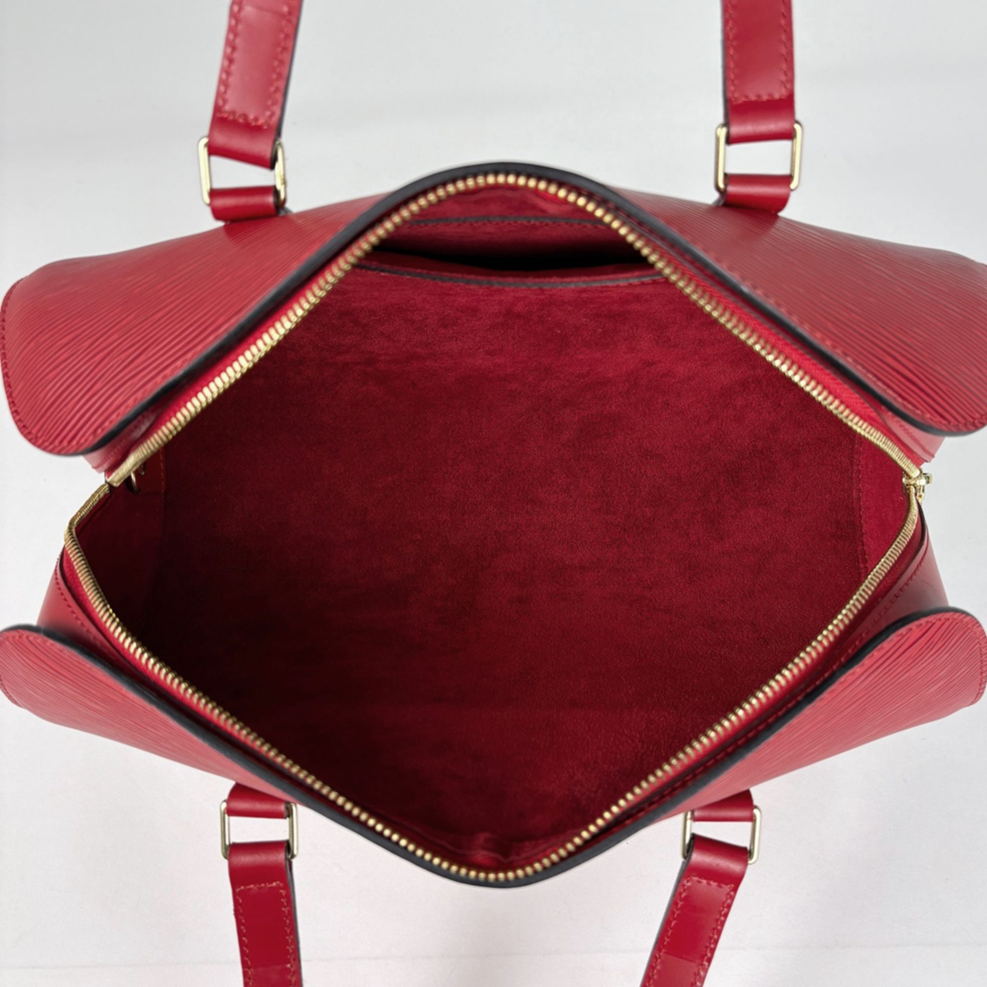 Epi Epi Leather Handbag (Pre-Owned) - Louis Vuitton - Modalova