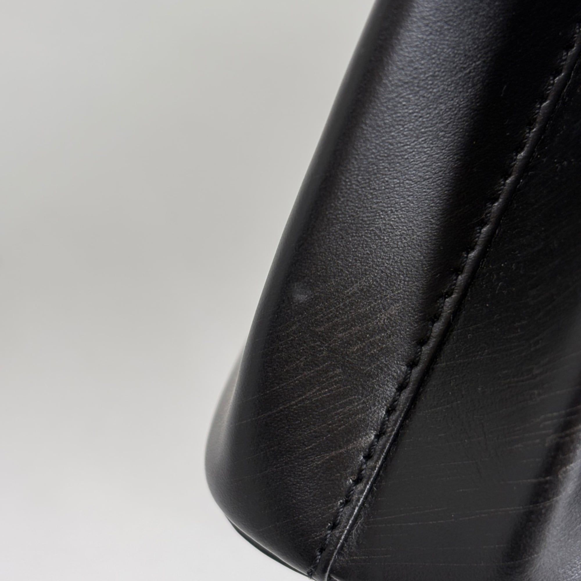 Trinity Leather Handbag (Pre-Owned) - Cartier - Modalova