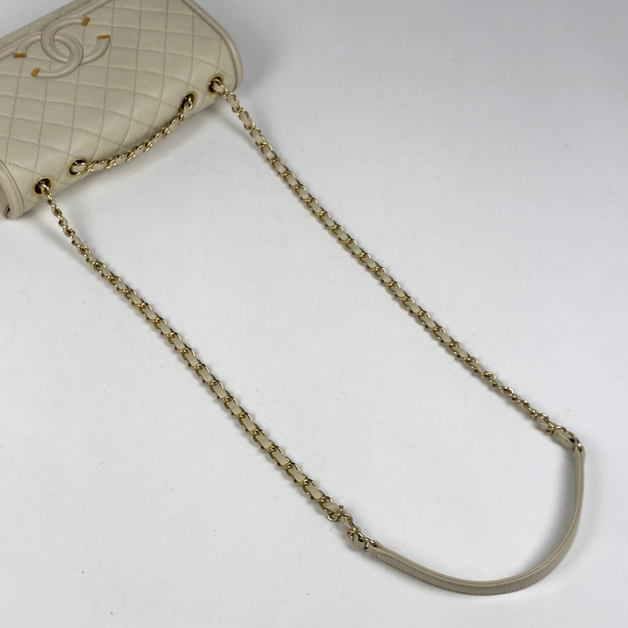 Matelasse Grained Calfskin Shoulder Bag (Pre-Owned) - Chanel - Modalova