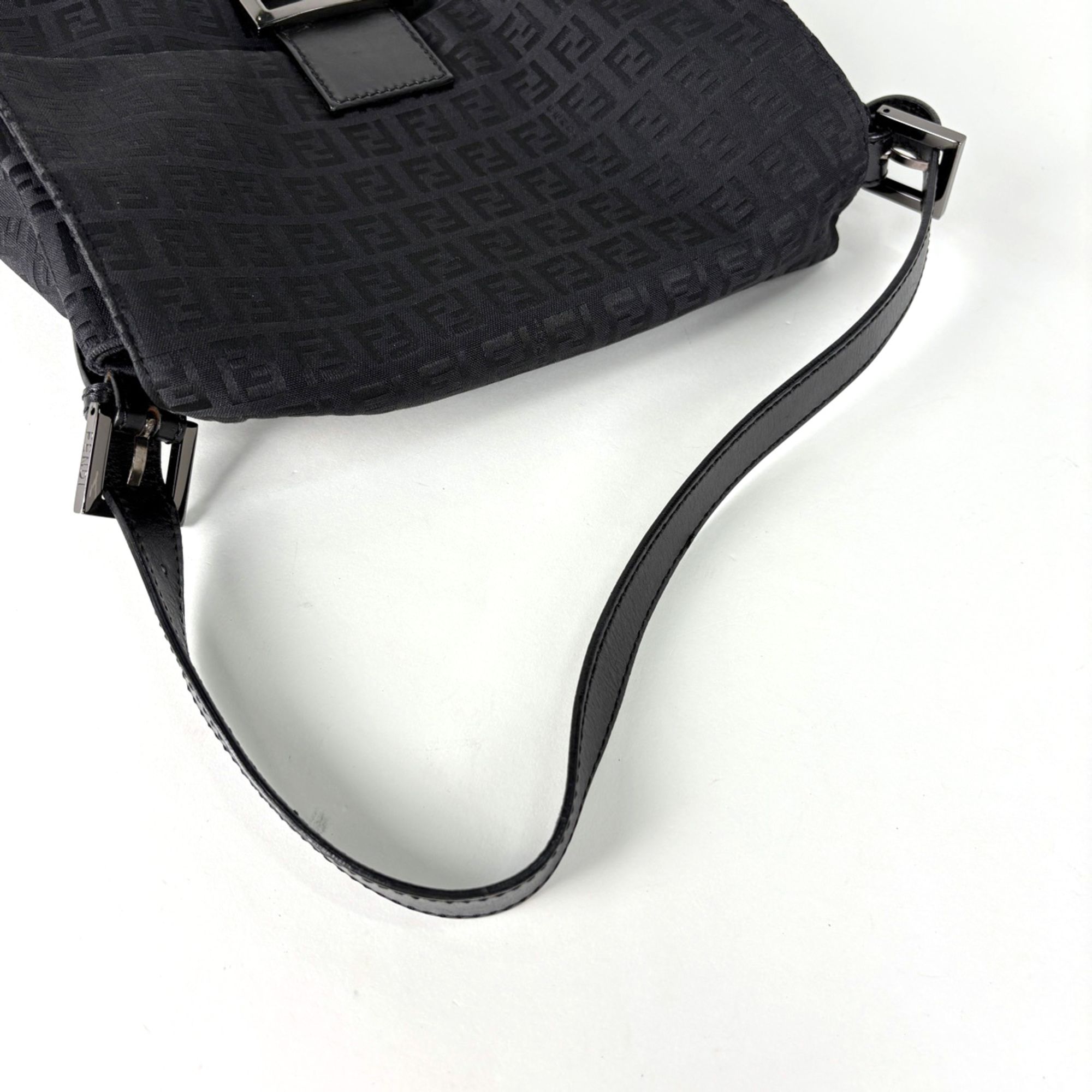 Zucchino Canvas Leather Shoulder Bag (Pre-Owned) - Fendi - Modalova