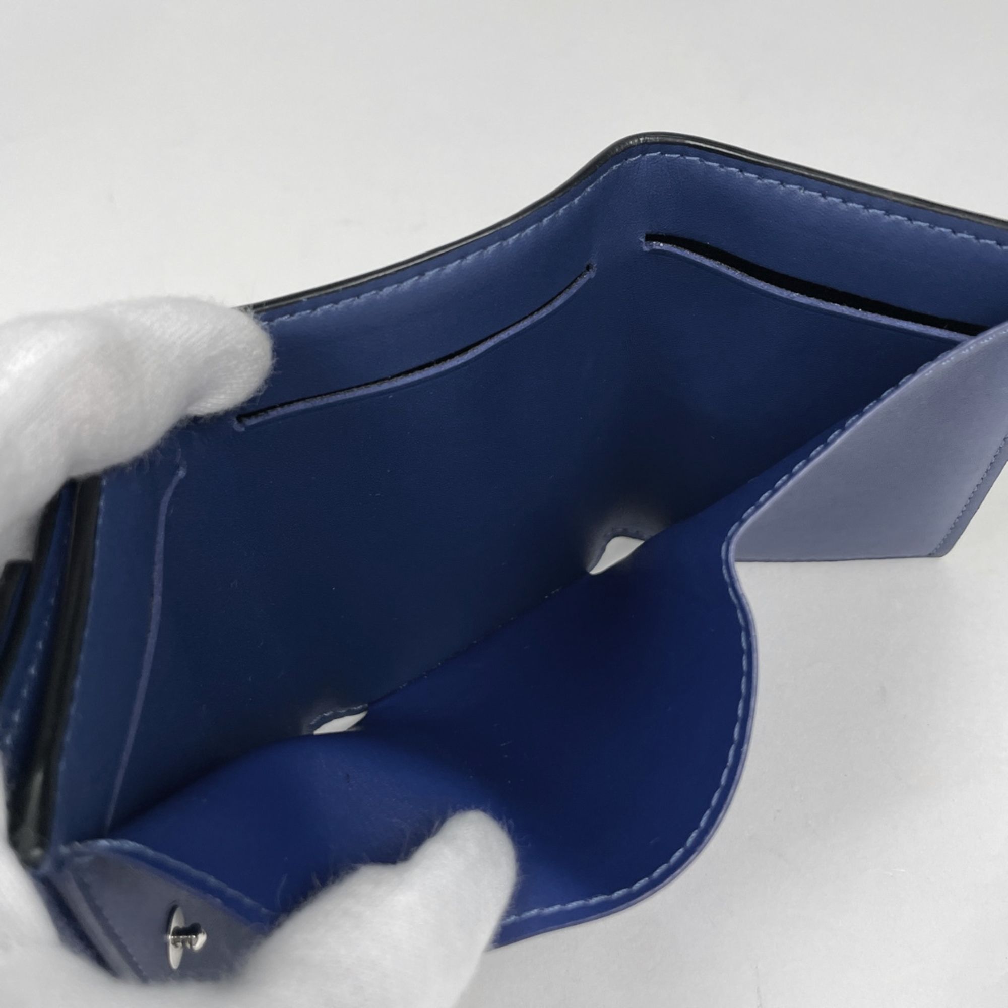Taigarama Taigarama Wallet (Bi-Fold) (Pre-Owned) - Louis Vuitton - Modalova