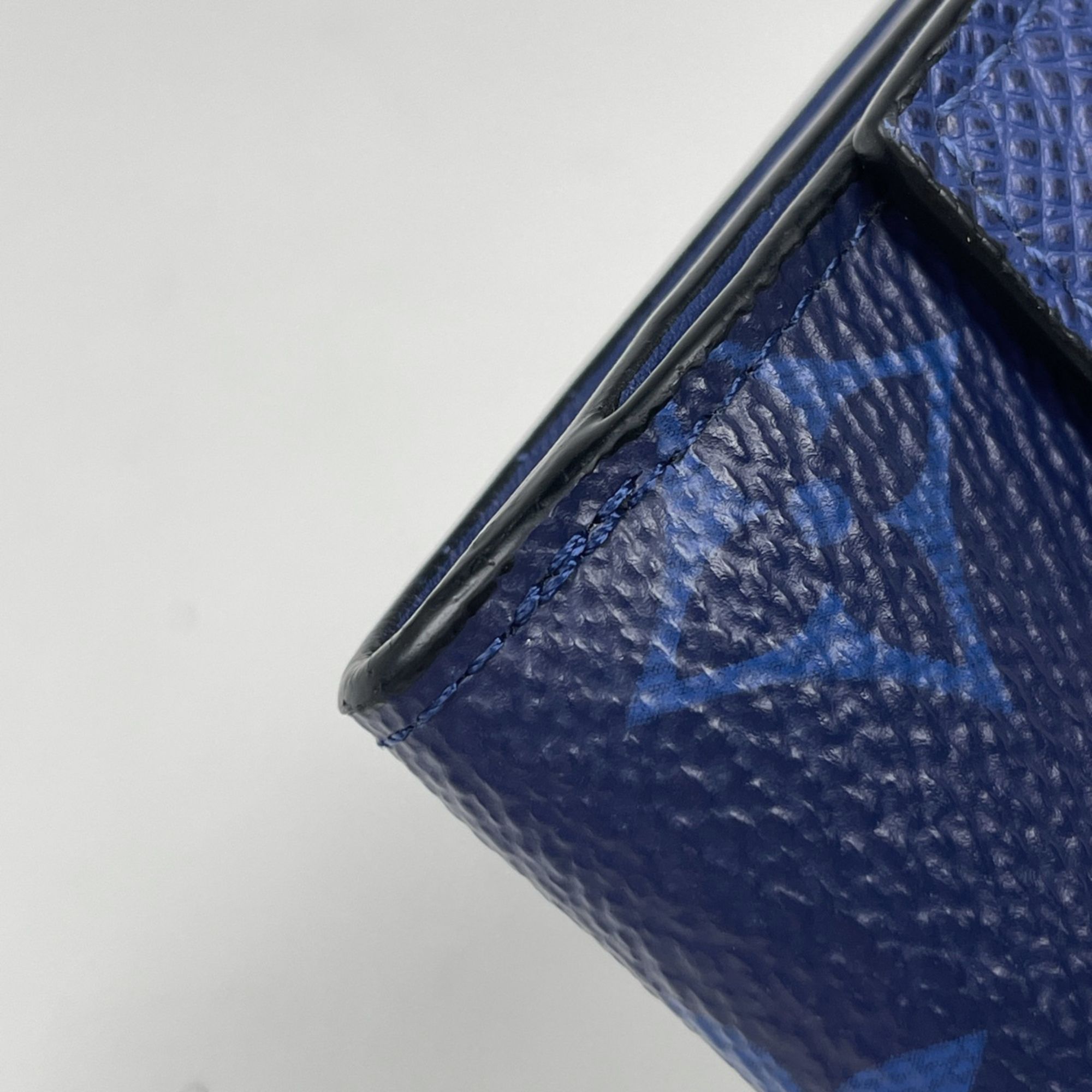 Taigarama Taigarama Wallet (Bi-Fold) (Pre-Owned) - Louis Vuitton - Modalova